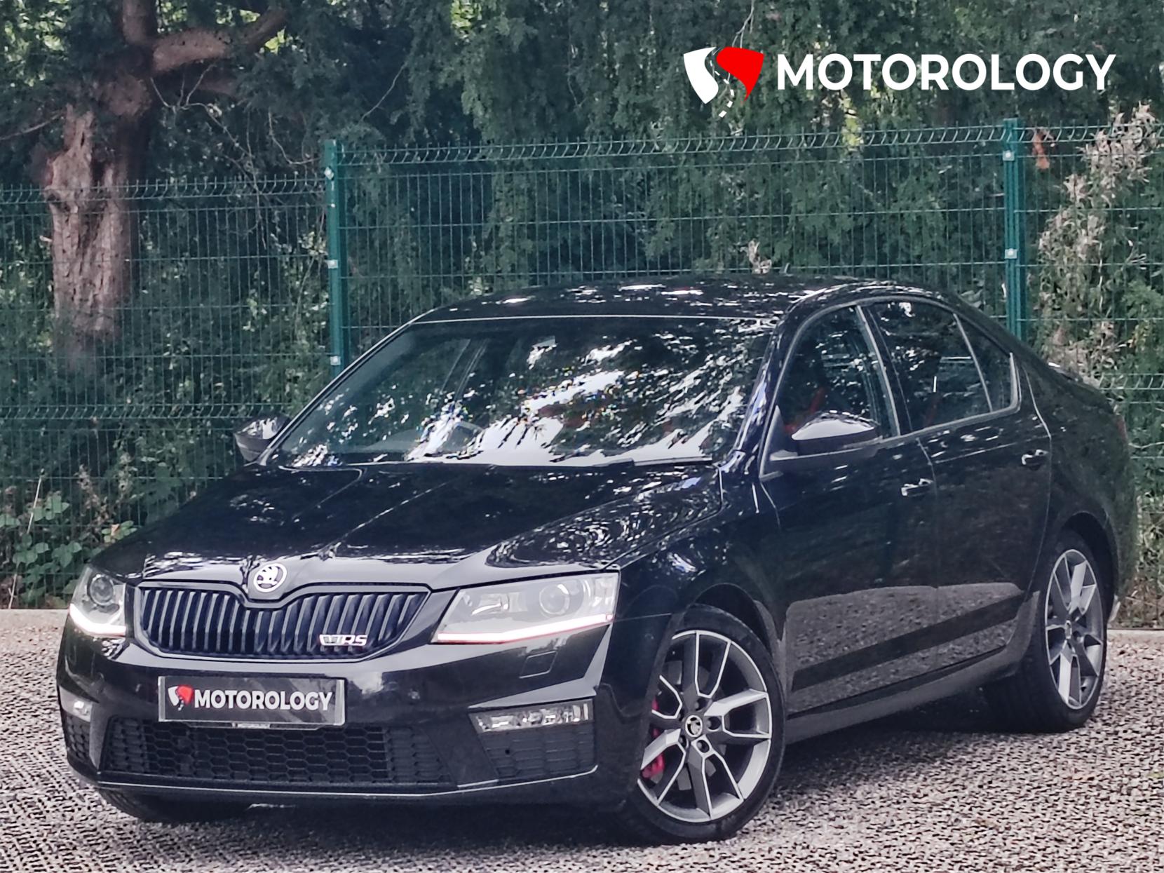 Skoda Octavia 2.0 TFSI vRS Hatchback 5dr Petrol Manual Euro 6 (s/s) (SNav) (220 ps)