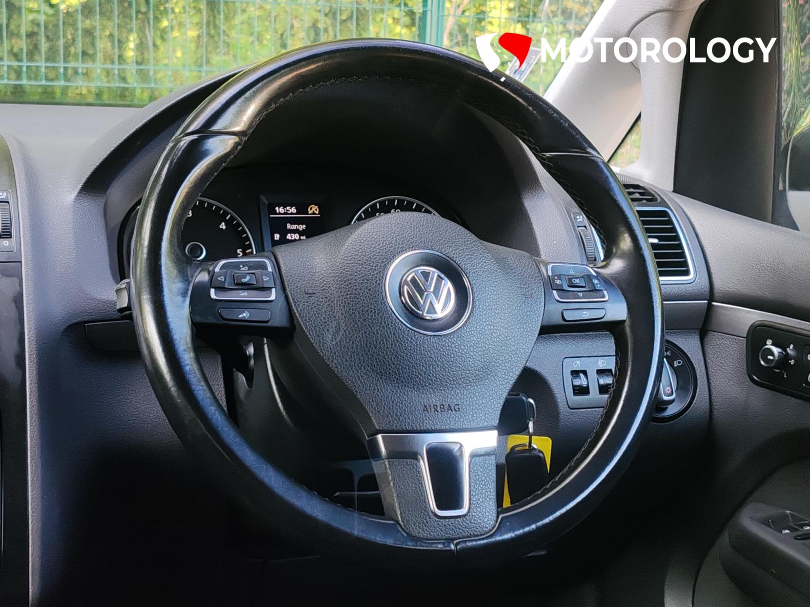 Volkswagen Touran 1.6 TDI BlueMotion Tech SE MPV 5dr Diesel DSG Euro 5 (s/s) (105 ps)