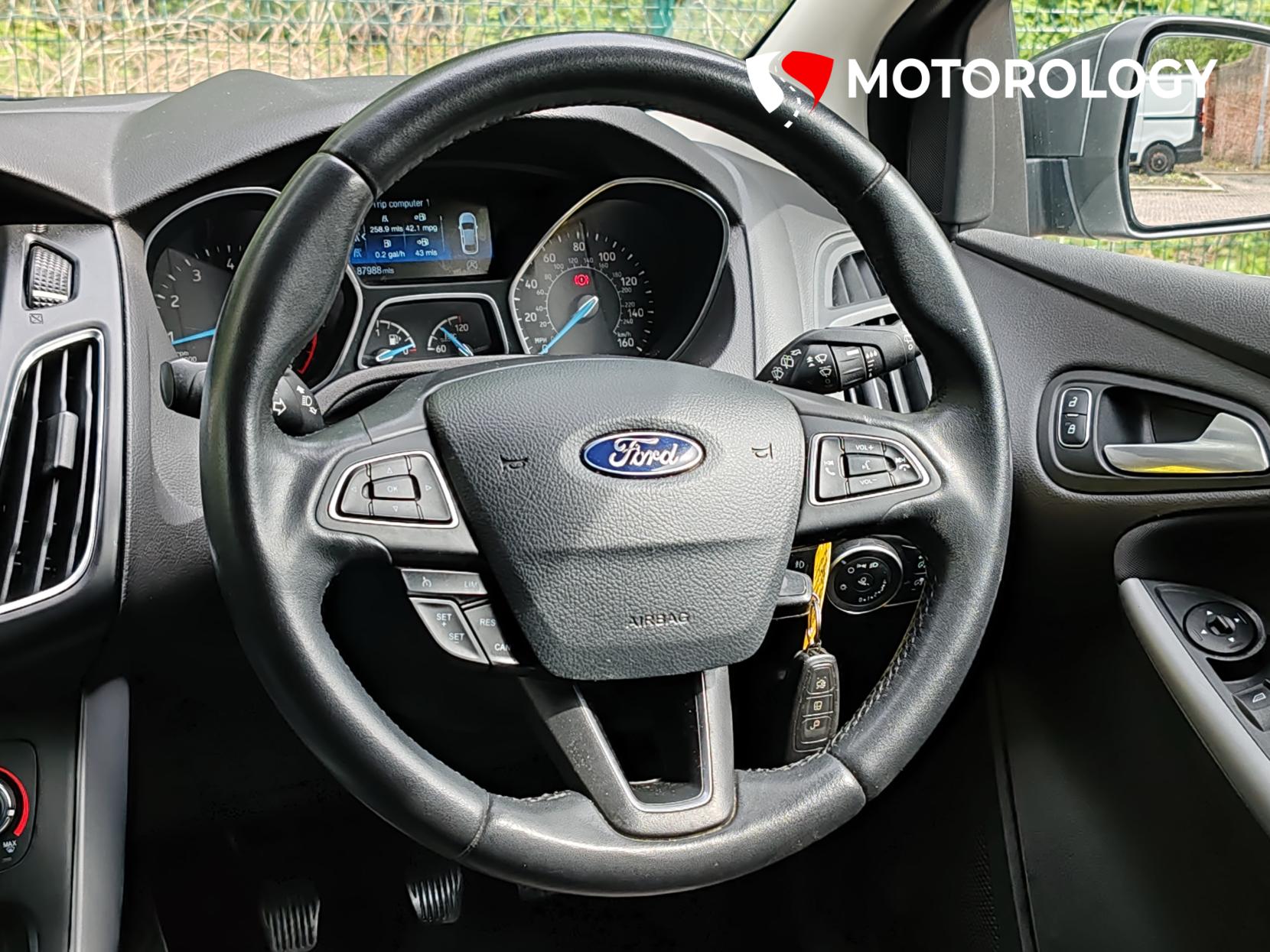 Ford Focus 1.0T EcoBoost Zetec Edition Hatchback 5dr Petrol Manual Euro 6 (s/s) (125 ps)