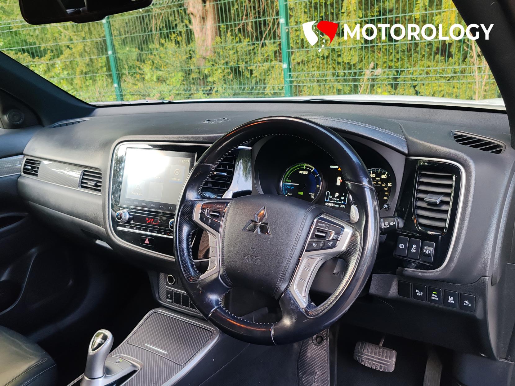 Mitsubishi Outlander 2.4h TwinMotor 13.8kWh Dynamic Safety SUV 5dr Petrol Plug-in Hybrid CVT 4WD Euro 6 (s/s) (224 ps)