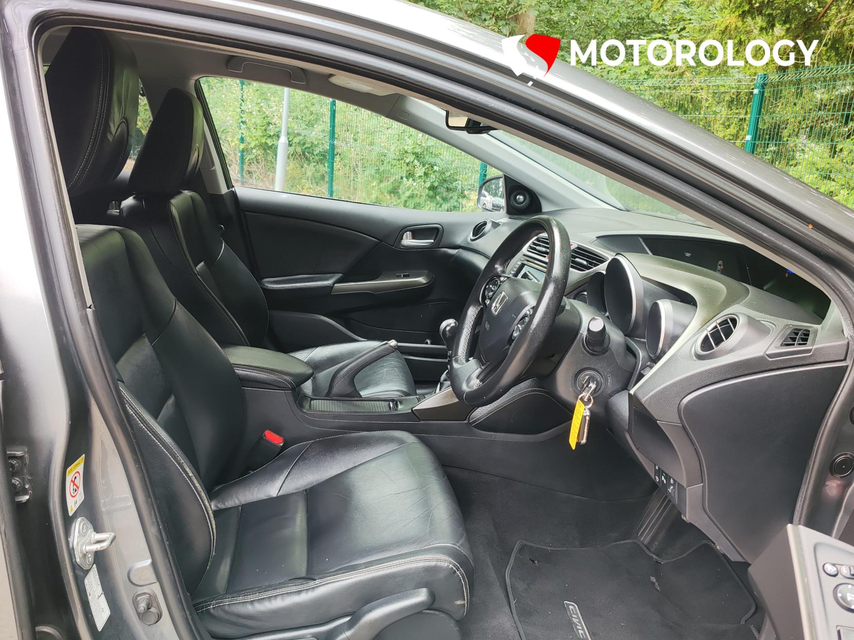Honda Civic 1.6 i-DTEC SR Hatchback 5dr Diesel Manual Euro 5 (s/s) (120 ps)