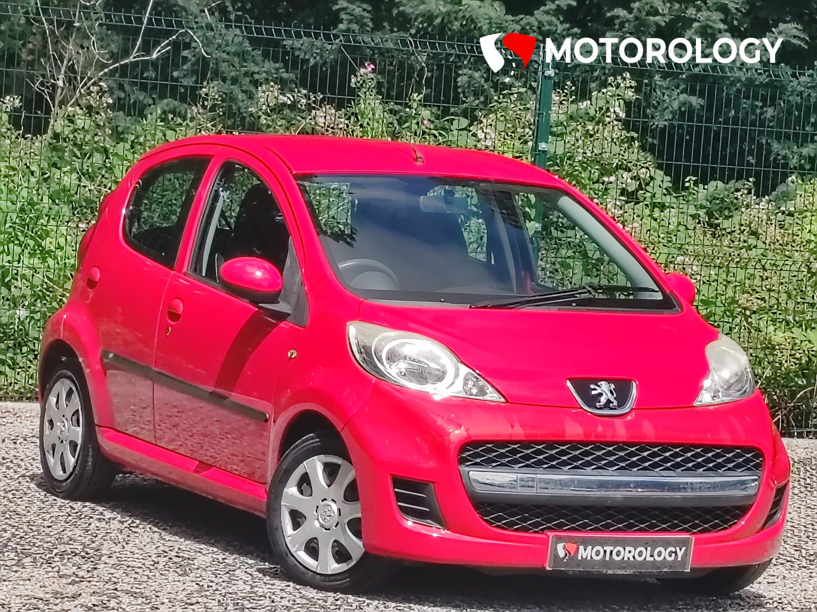 Peugeot 107 1.0 12V Urban Hatchback 5dr Petrol Manual Euro 5 (68 ps)