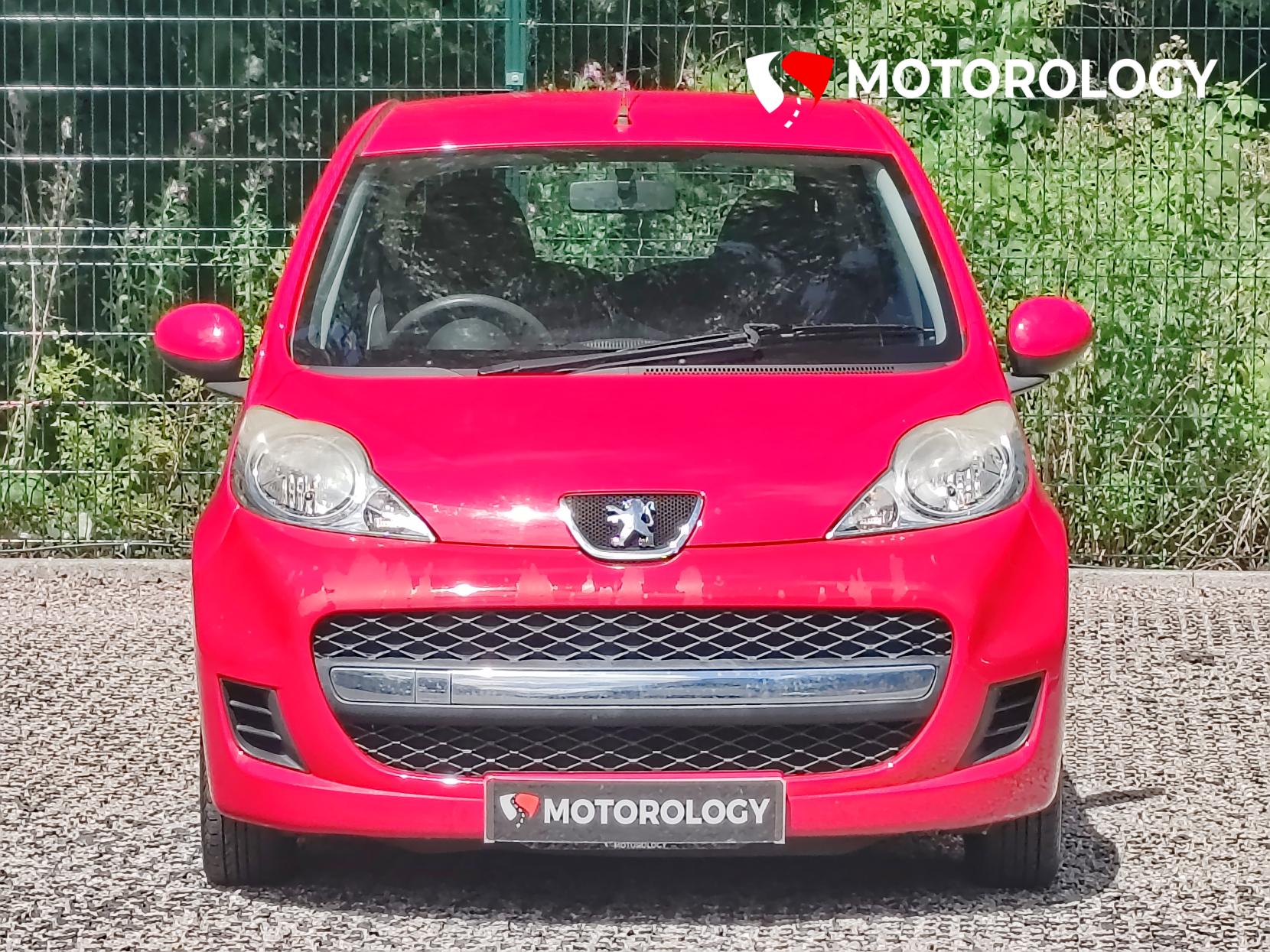 Peugeot 107 1.0 12V Urban Hatchback 5dr Petrol Manual Euro 5 (68 ps)