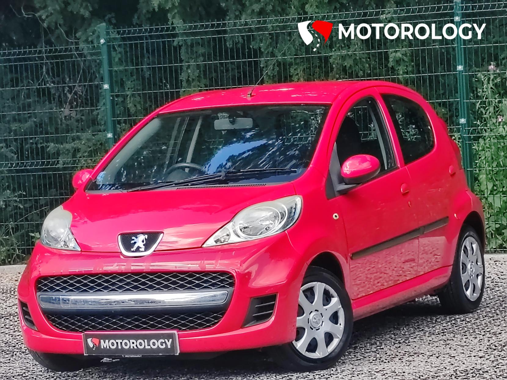 Peugeot 107 1.0 12V Urban Hatchback 5dr Petrol Manual Euro 5 (68 ps)