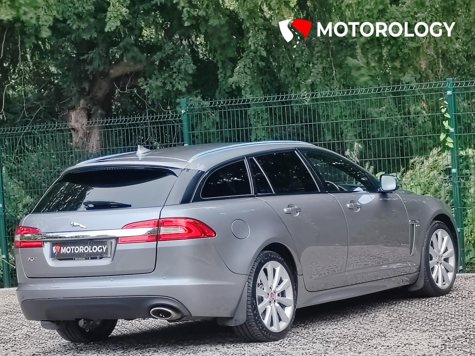Jaguar XF 2.2d R-Sport Sportbrake 5dr Diesel Auto Euro 5 (s/s) (200 ps)