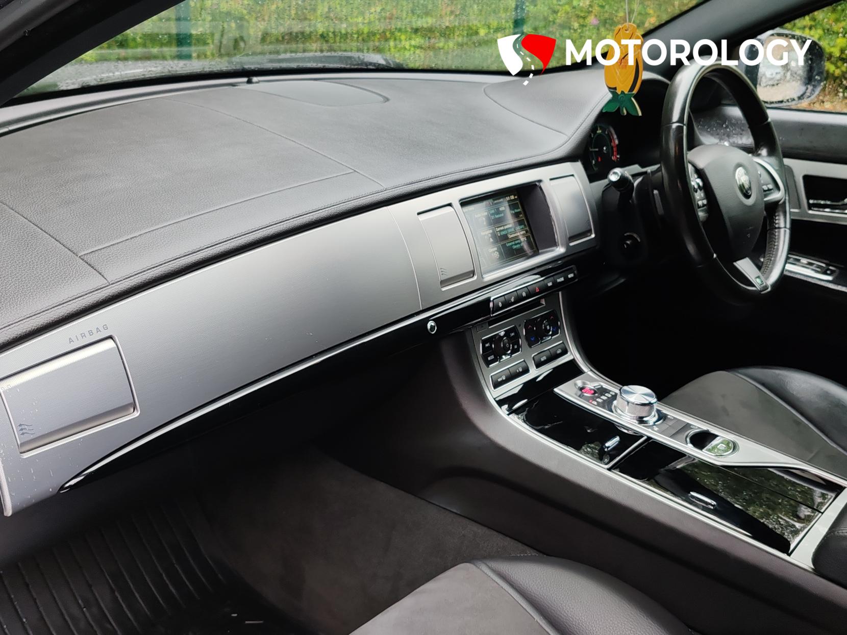 Jaguar XF 2.2d R-Sport Sportbrake 5dr Diesel Auto Euro 5 (s/s) (200 ps)