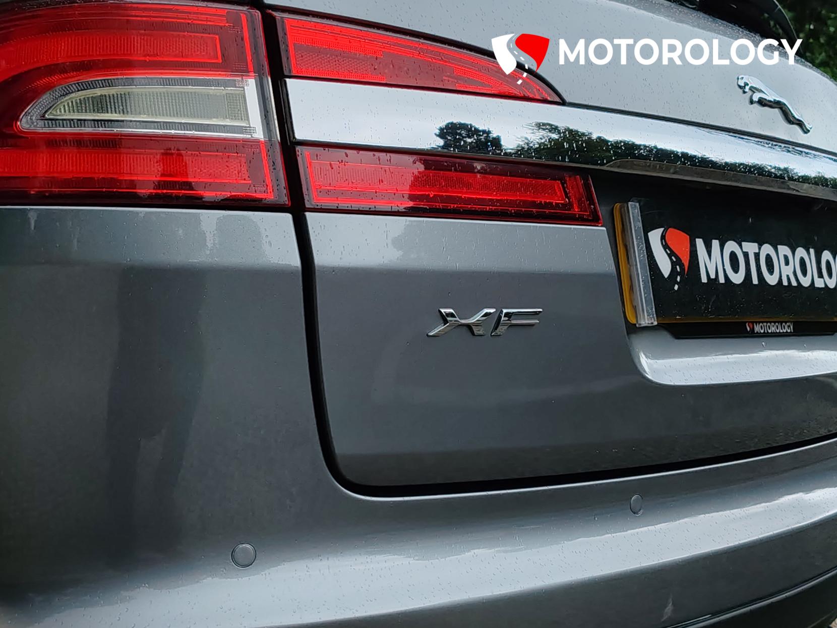 Jaguar XF 2.2d R-Sport Sportbrake 5dr Diesel Auto Euro 5 (s/s) (200 ps)