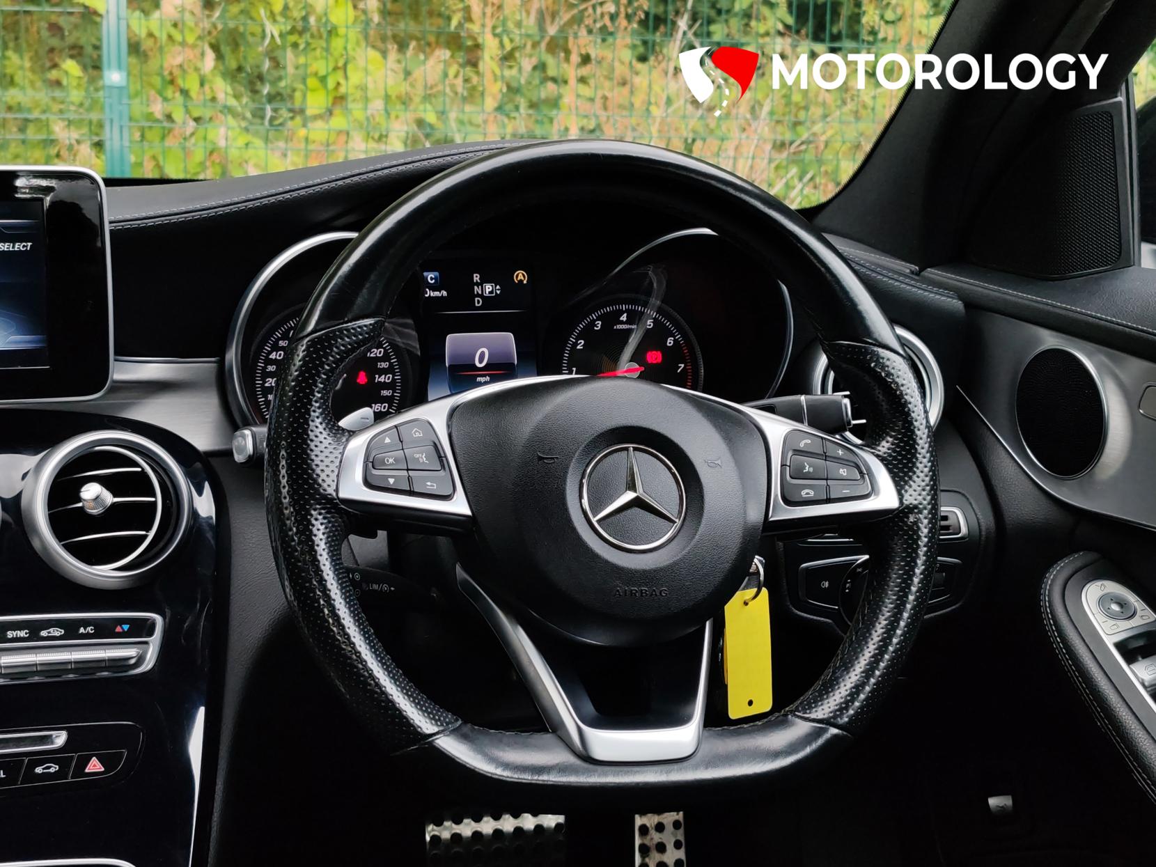 Mercedes-Benz C Class 2.0 C200 AMG Line Saloon 4dr Petrol 7G-Tronic+ Euro 6 (s/s) (184 ps)