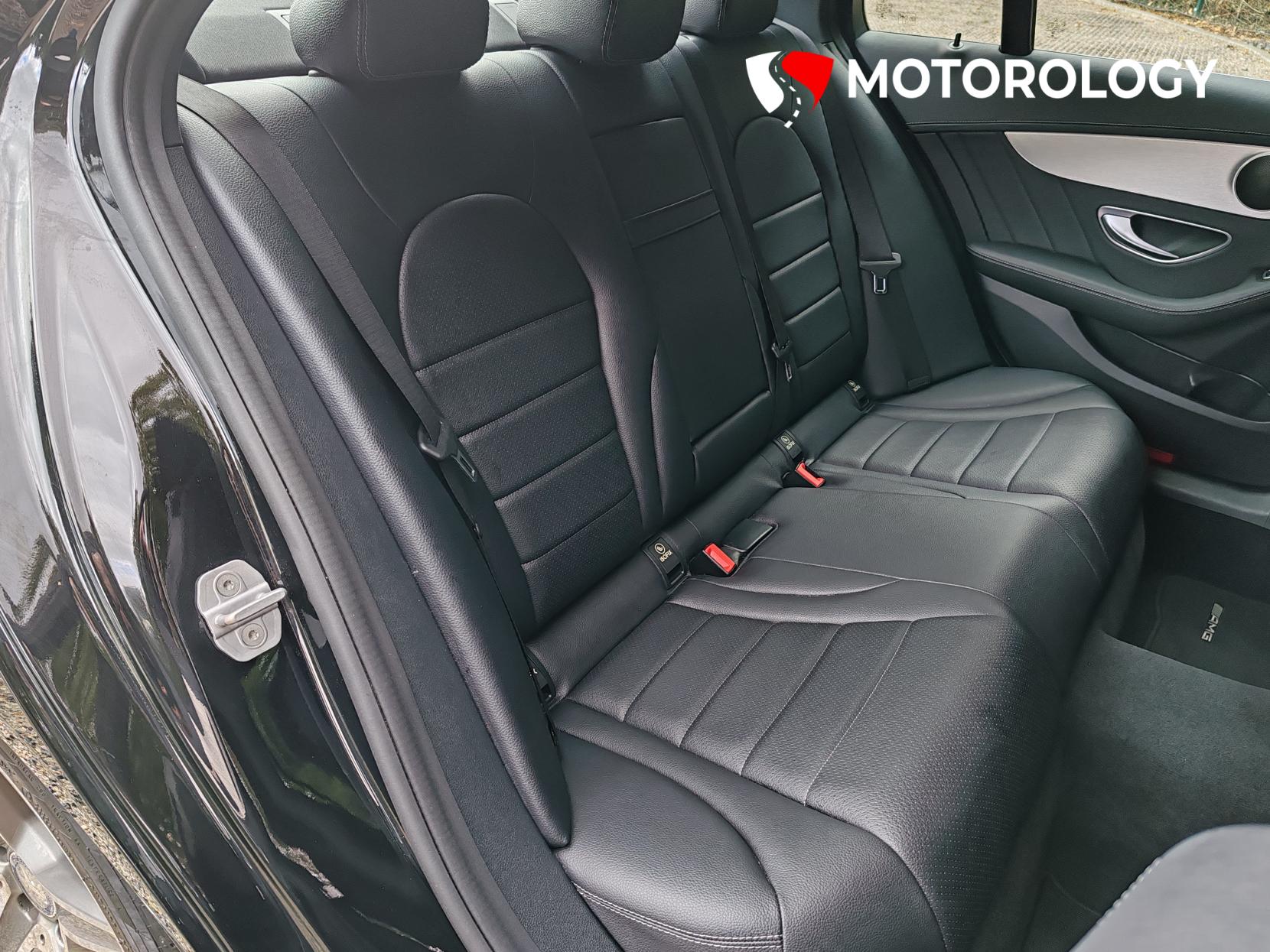 Mercedes-Benz C Class 2.0 C200 AMG Line Saloon 4dr Petrol 7G-Tronic+ Euro 6 (s/s) (184 ps)