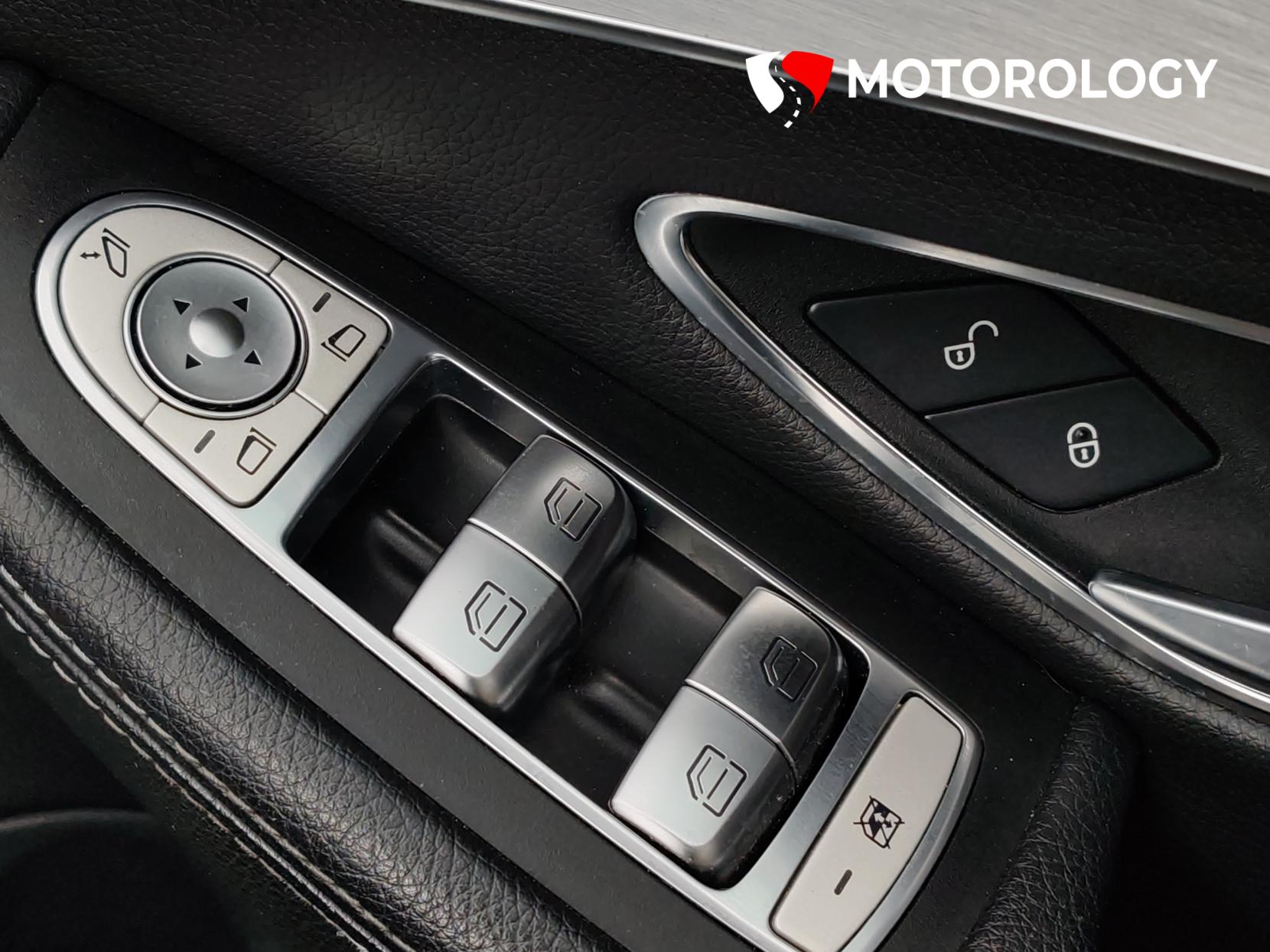 Mercedes-Benz C Class 2.0 C200 AMG Line Saloon 4dr Petrol 7G-Tronic+ Euro 6 (s/s) (184 ps)