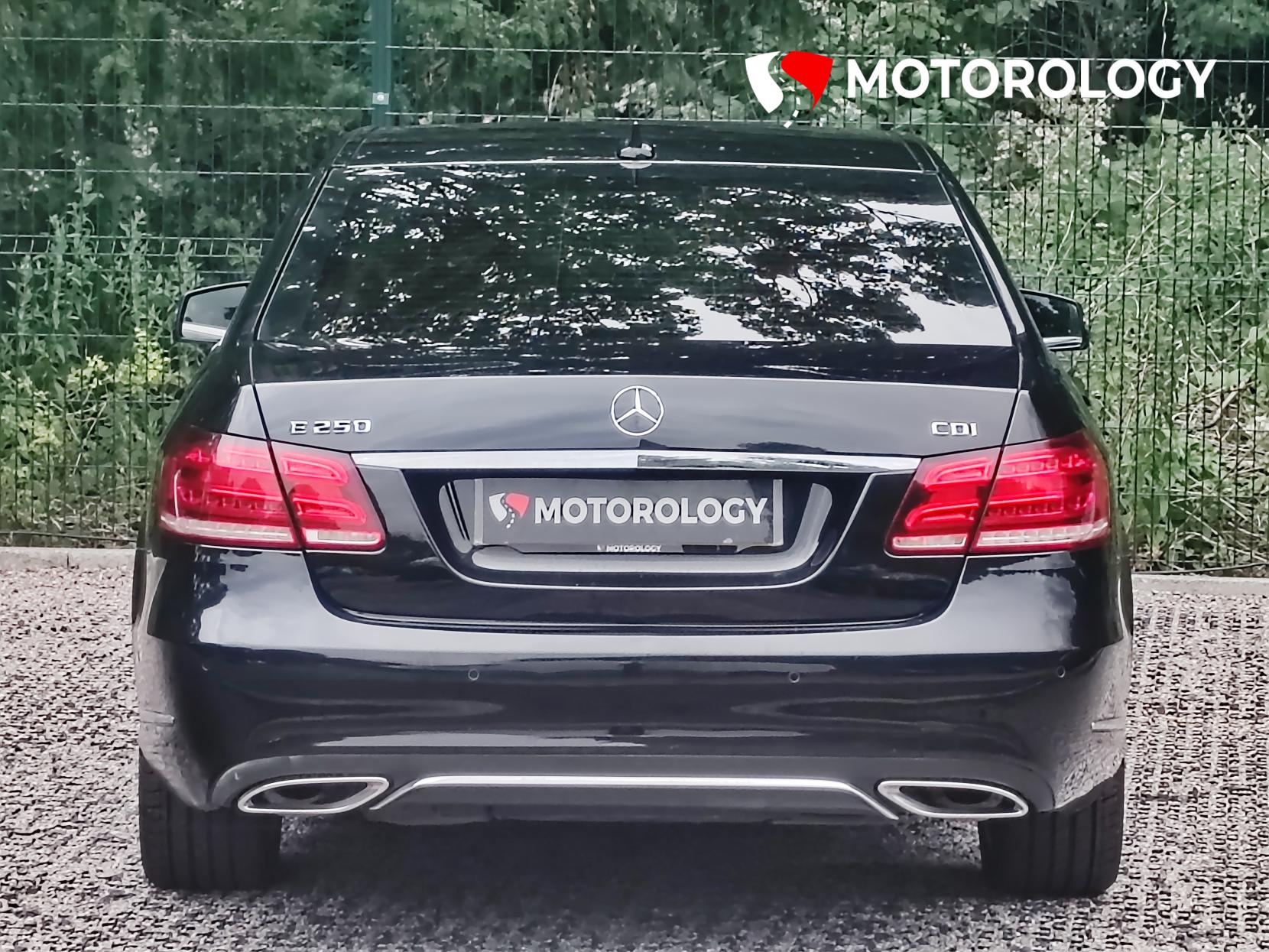 Mercedes-Benz E Class 2.1 E250 CDI SE Saloon 4dr Diesel G-Tronic+ Euro 5 (s/s) (204 ps)