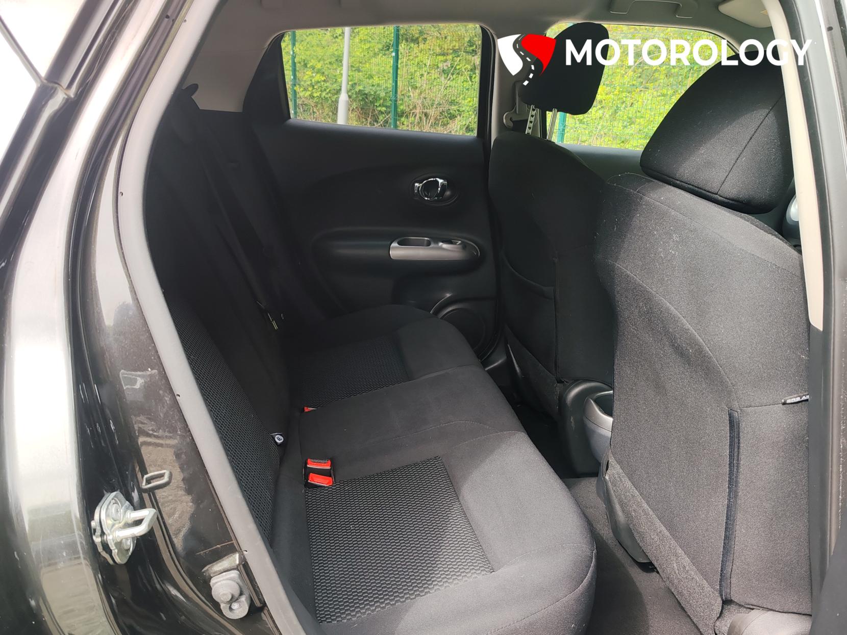 Nissan Juke 1.2 DIG-T Acenta SUV 5dr Petrol Manual Euro 6 (s/s) (115 ps)
