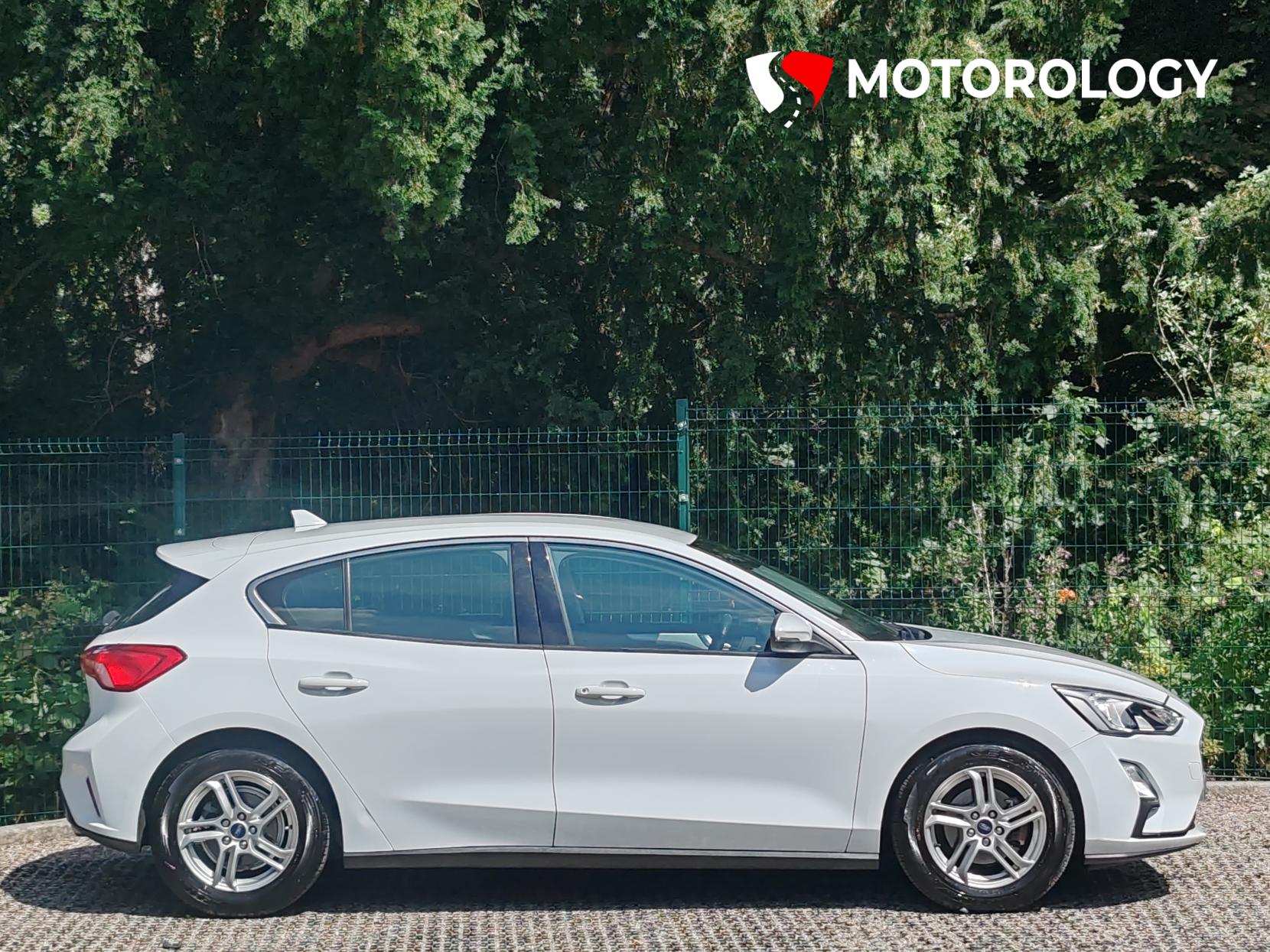 Ford Focus 1.0T EcoBoost Zetec Hatchback 5dr Petrol Manual Euro 6 (s/s) (100 ps)