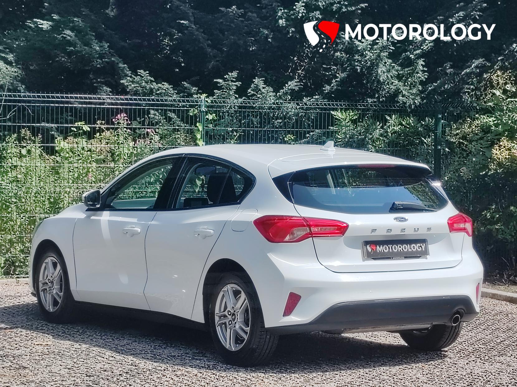 Ford Focus 1.0T EcoBoost Zetec Hatchback 5dr Petrol Manual Euro 6 (s/s) (100 ps)