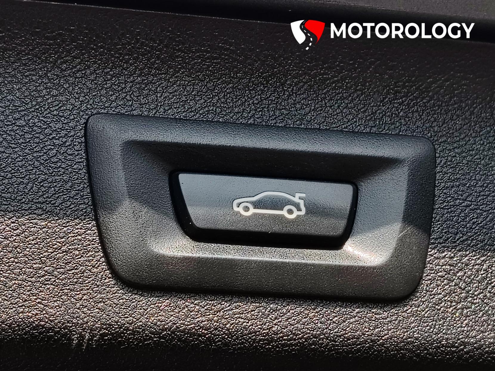 BMW 5 Series 2.0 520d SE Touring 5dr Diesel Auto Euro 6 (s/s) (190 ps)