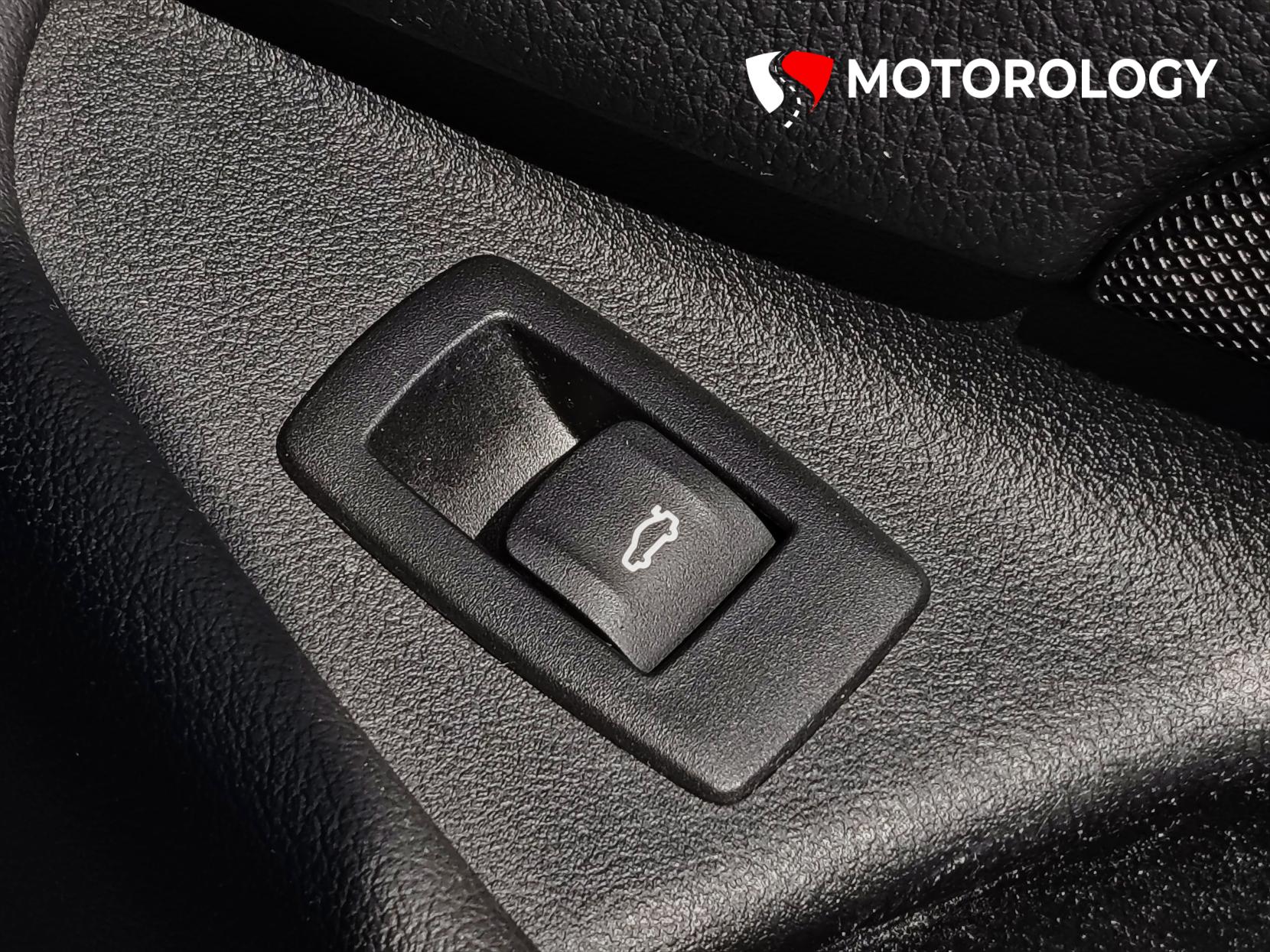BMW 5 Series 2.0 520d SE Touring 5dr Diesel Auto Euro 6 (s/s) (190 ps)