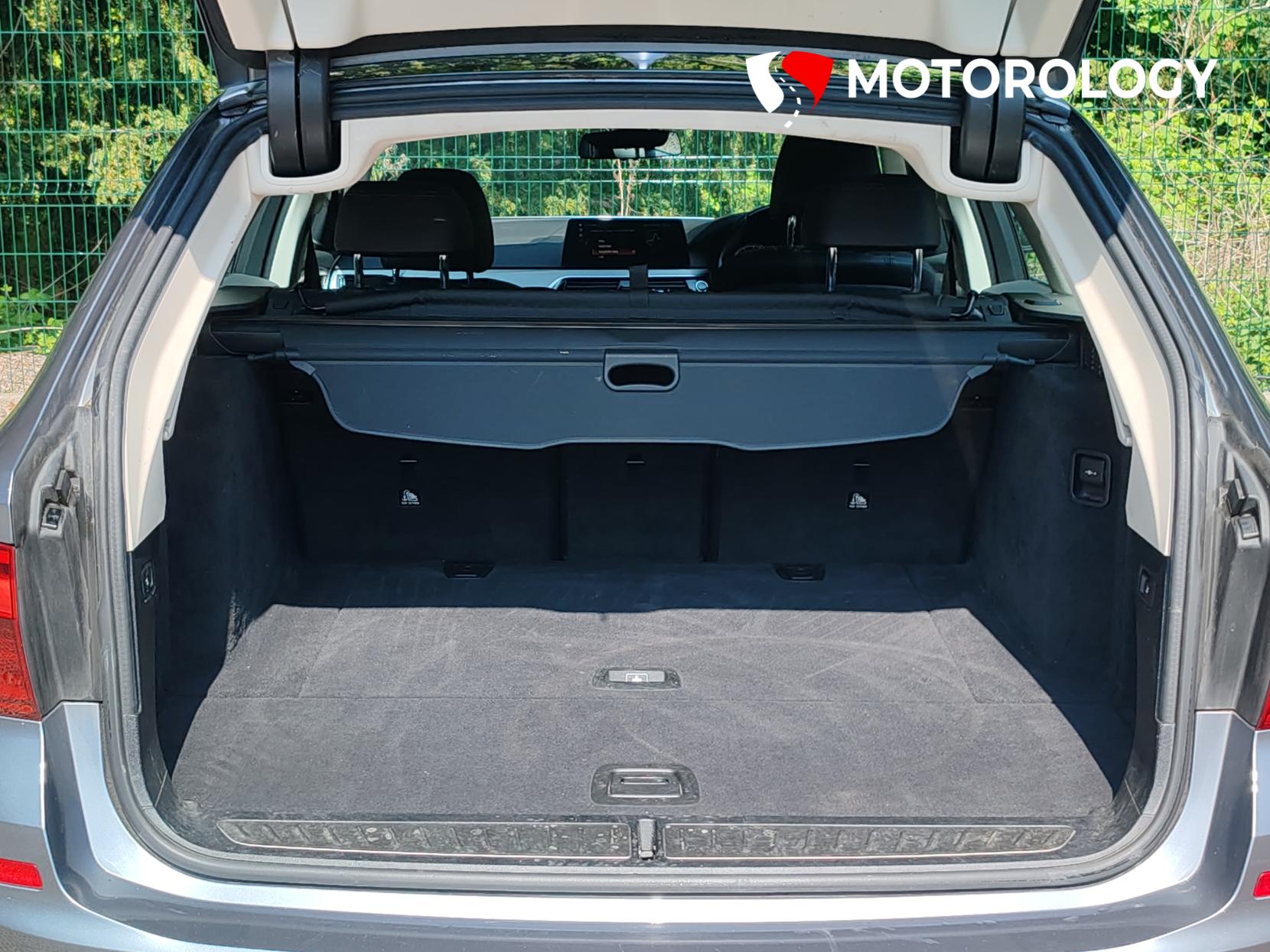 BMW 5 Series 2.0 520d SE Touring 5dr Diesel Auto Euro 6 (s/s) (190 ps)