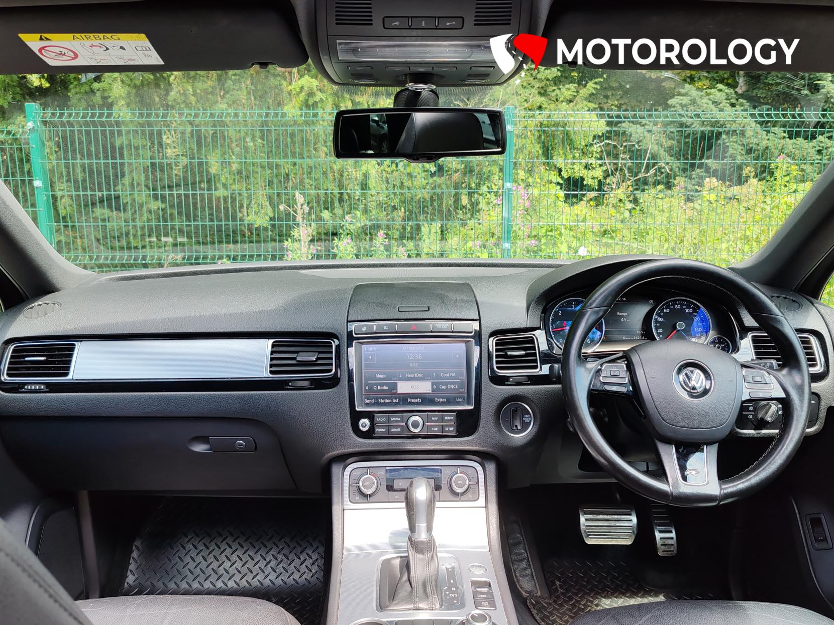 Volkswagen Touareg 3.0 TDI V6 BlueMotion Tech R-Line SUV 5dr Diesel Tiptronic 4WD Euro 6 (s/s) (262 ps)