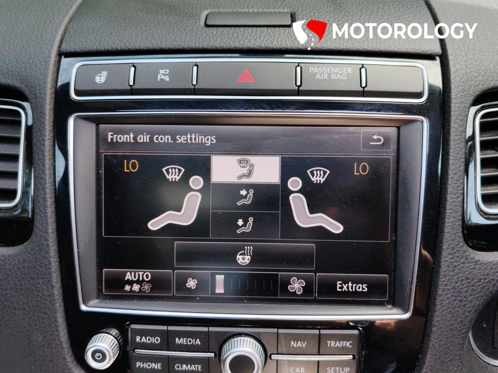 Volkswagen Touareg 3.0 TDI V6 BlueMotion Tech R-Line SUV 5dr Diesel Tiptronic 4WD Euro 6 (s/s) (262 ps)