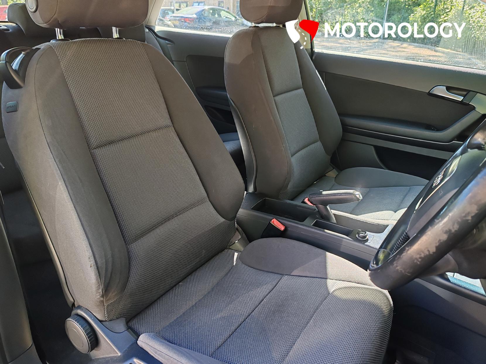 Audi A3 1.6 TDI Hatchback 3dr Diesel Manual Euro 5 (s/s) (105 ps)