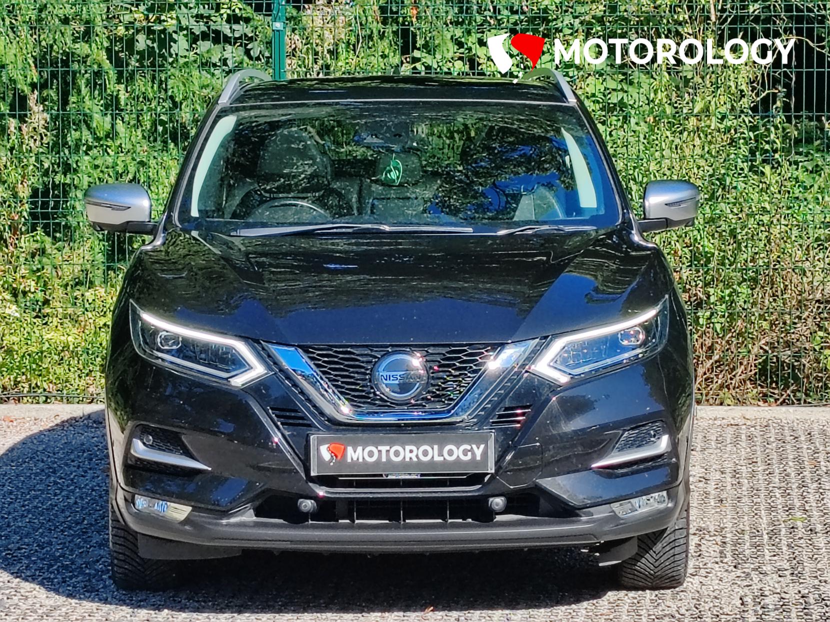 Nissan Qashqai 1.6 dCi Tekna SUV 5dr Diesel Manual 4WD Euro 6 (s/s) (130 ps)