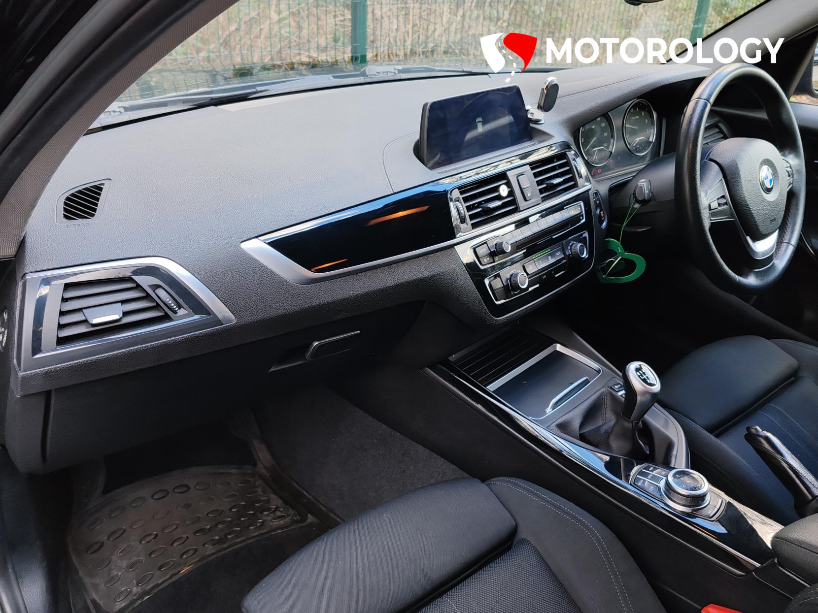 BMW 1 Series 1.5 118i Sport Hatchback 5dr Petrol Manual Euro 6 (s/s) (136 ps)