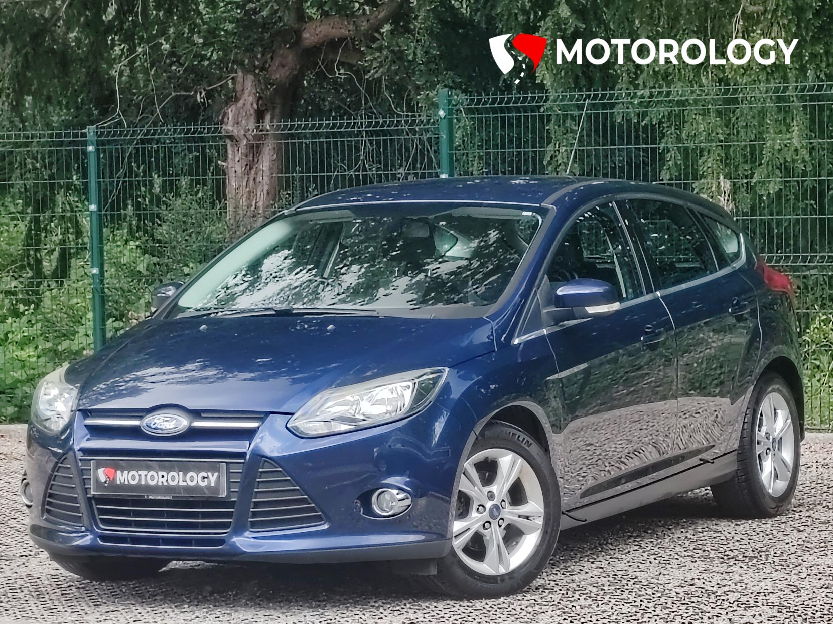 Ford Focus 1.0T EcoBoost Zetec Hatchback 5dr Petrol Manual Euro 5 (s/s) (100 ps)