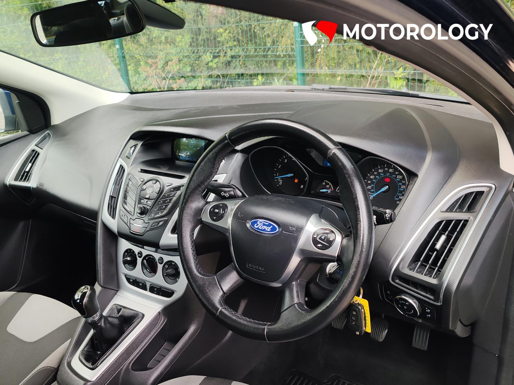 Ford Focus 1.0T EcoBoost Zetec Hatchback 5dr Petrol Manual Euro 5 (s/s) (100 ps)