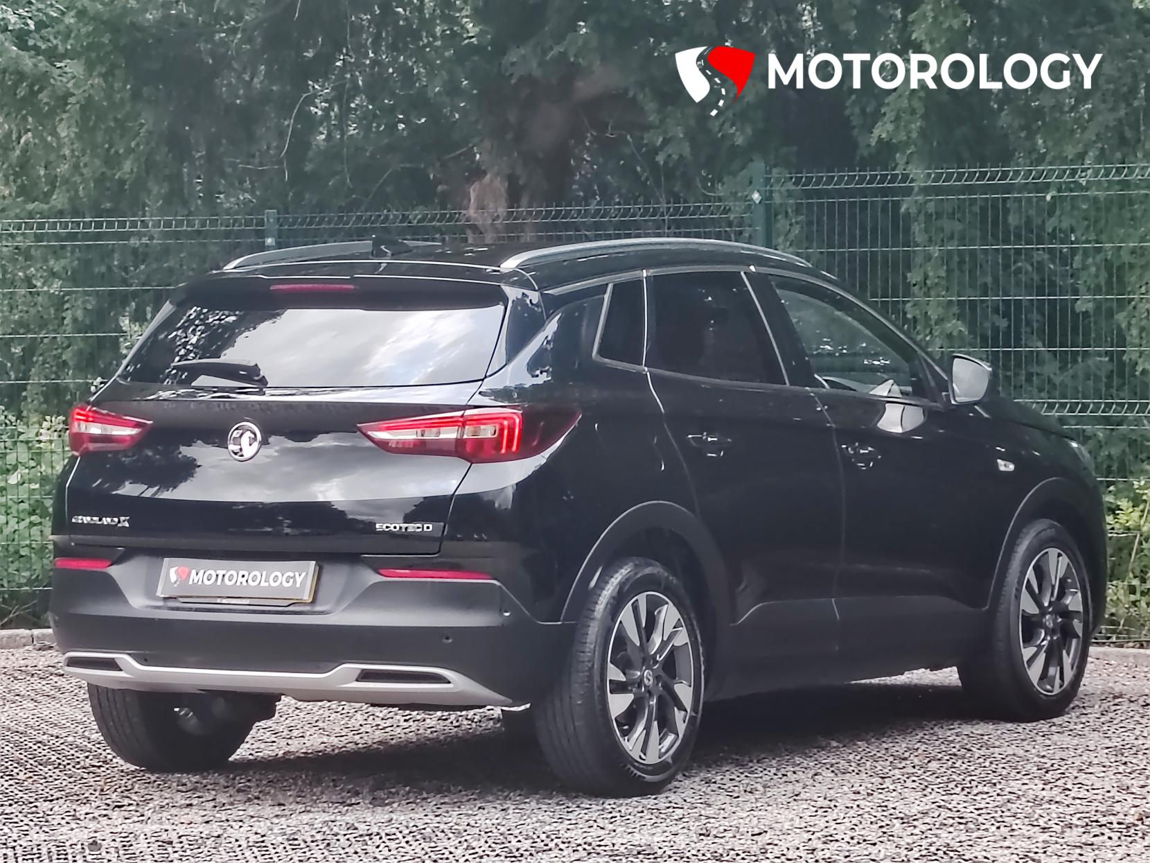 Vauxhall Grandland X 1.5 Turbo D SRi Nav SUV 5dr Diesel Manual Euro 6 (s/s) (130 ps)