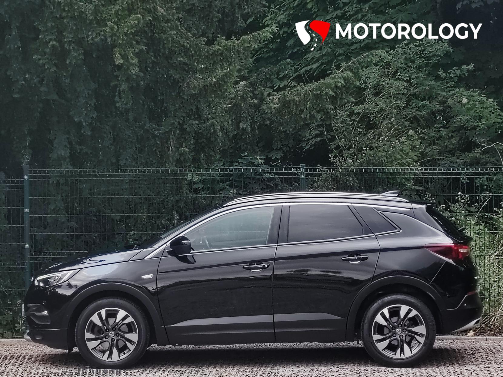 Vauxhall Grandland X 1.5 Turbo D SRi Nav SUV 5dr Diesel Manual Euro 6 (s/s) (130 ps)