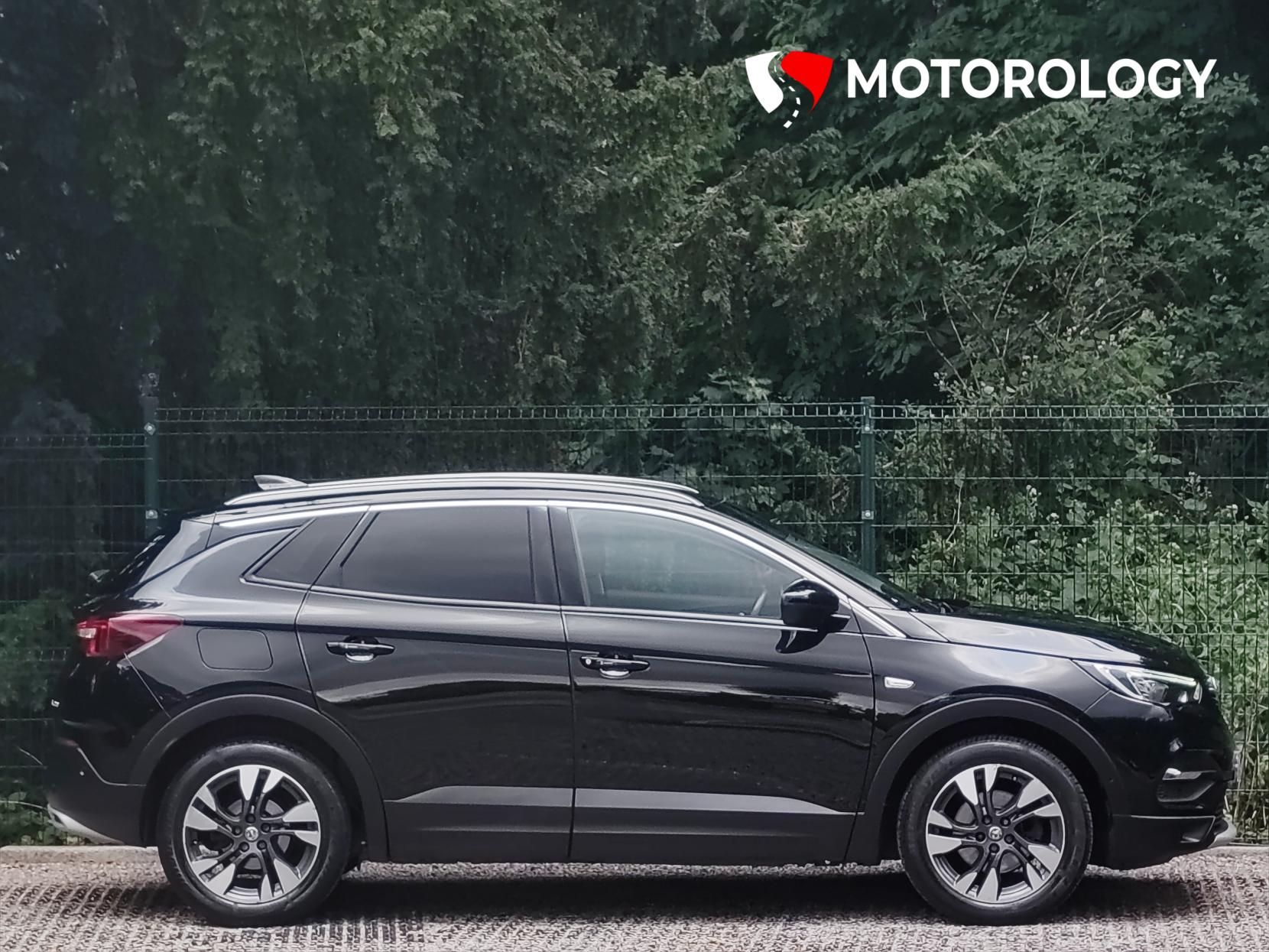 Vauxhall Grandland X 1.5 Turbo D SRi Nav SUV 5dr Diesel Manual Euro 6 (s/s) (130 ps)