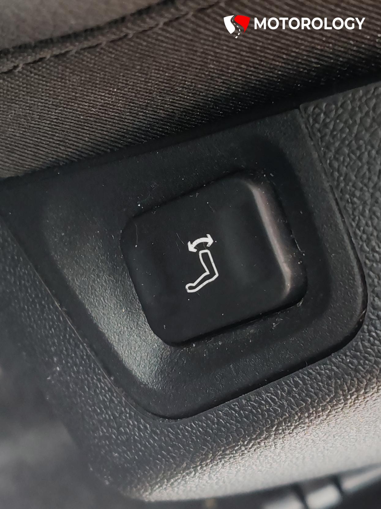Vauxhall Grandland X 1.5 Turbo D SRi Nav SUV 5dr Diesel Manual Euro 6 (s/s) (130 ps)
