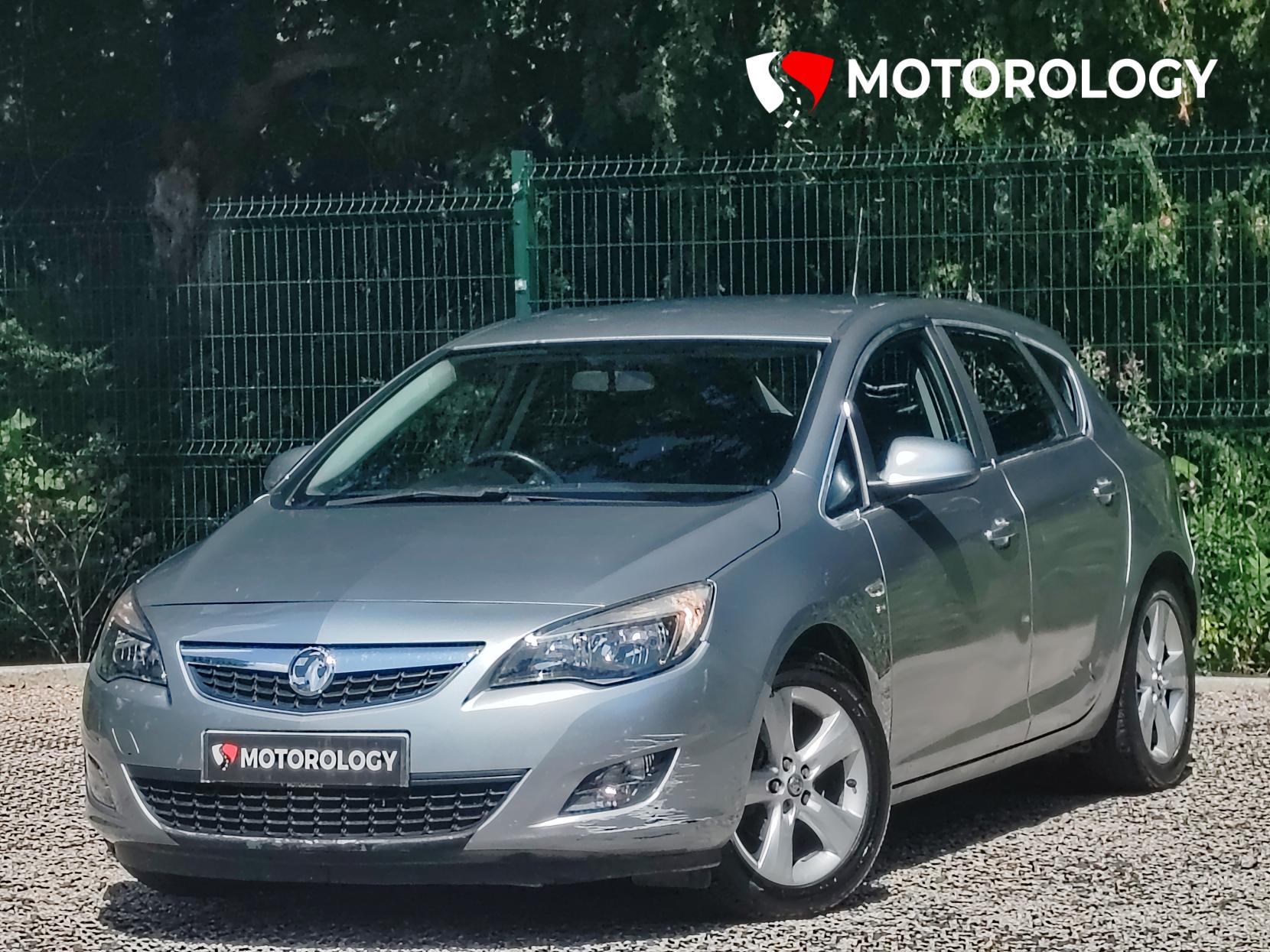 Vauxhall Astra 1.6 16v SRi Hatchback 5dr Petrol Manual Euro 5 (115 ps)