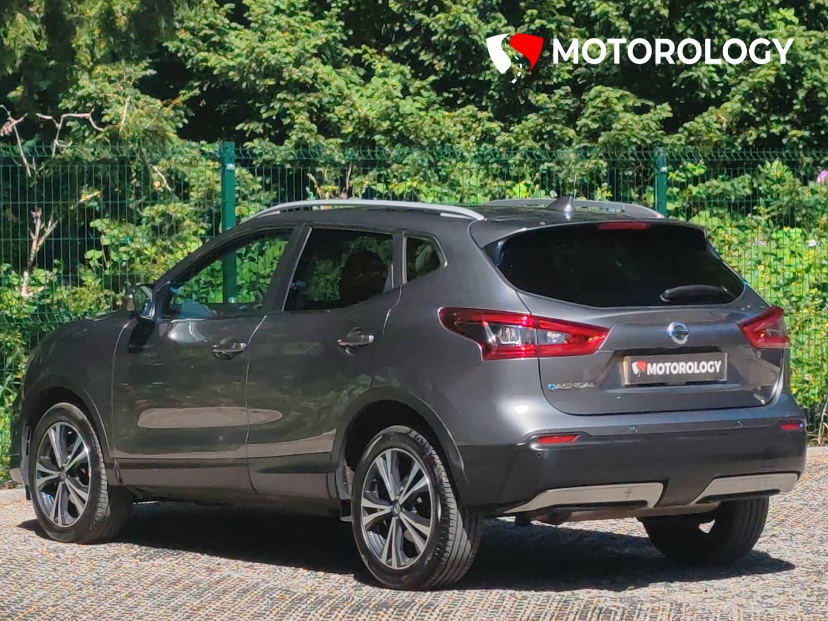 Nissan Qashqai 1.3 DIG-T N-Connecta SUV 5dr Petrol DCT Auto Euro 6 (s/s) (160 ps)