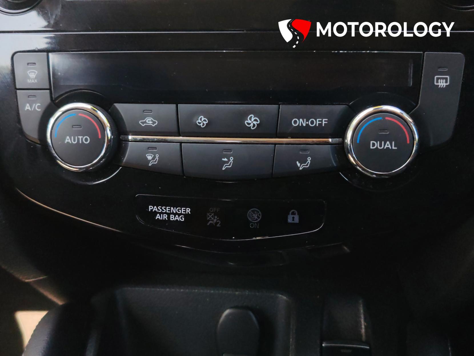 Nissan Qashqai 1.3 DIG-T N-Connecta SUV 5dr Petrol DCT Auto Euro 6 (s/s) (160 ps)