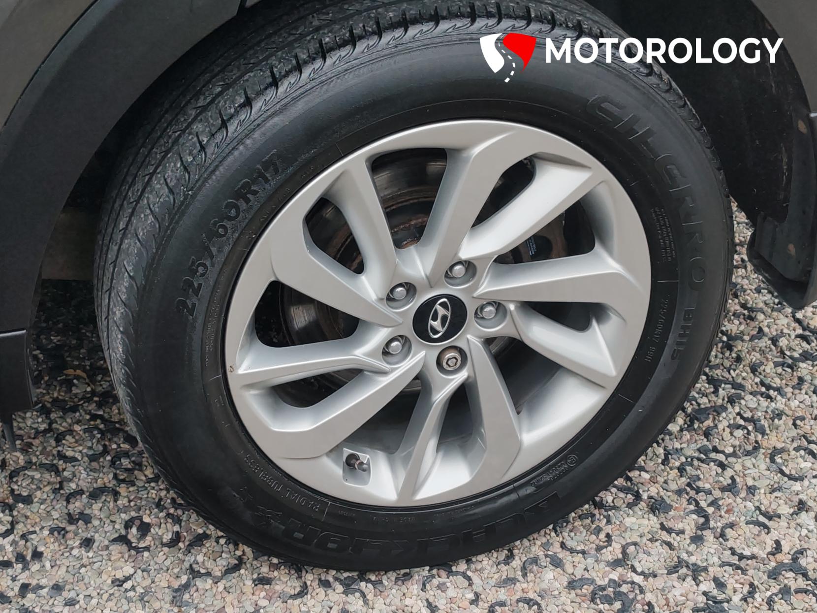 Hyundai TUCSON 1.7 CRDi Blue Drive SE Nav SUV 5dr Diesel Manual Euro 6 (s/s) (116 ps)