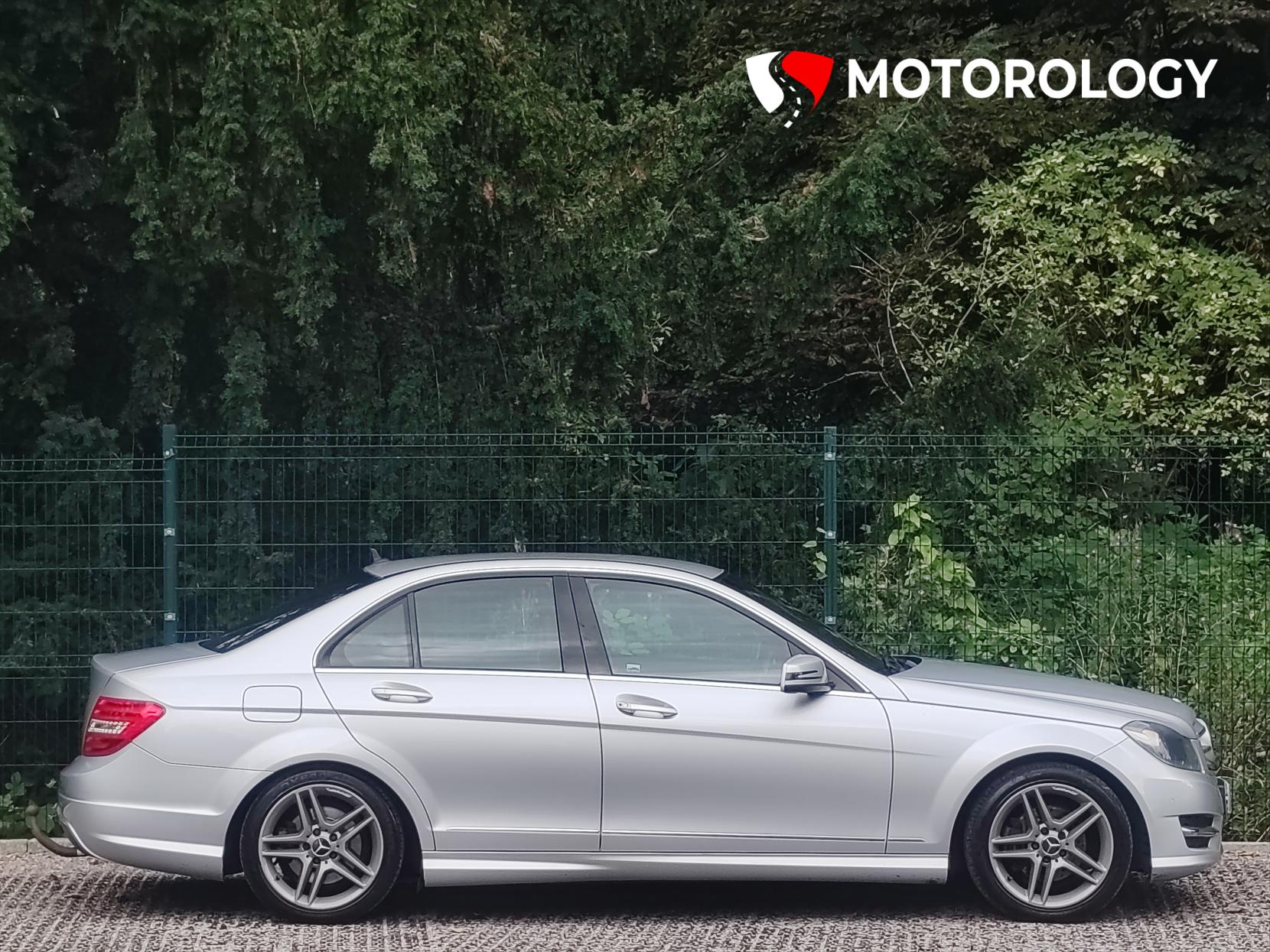 Mercedes-Benz C Class 2.1 C220 CDI AMG Sport Saloon 4dr Diesel G-Tronic+ Euro 5 (s/s) (170 ps)