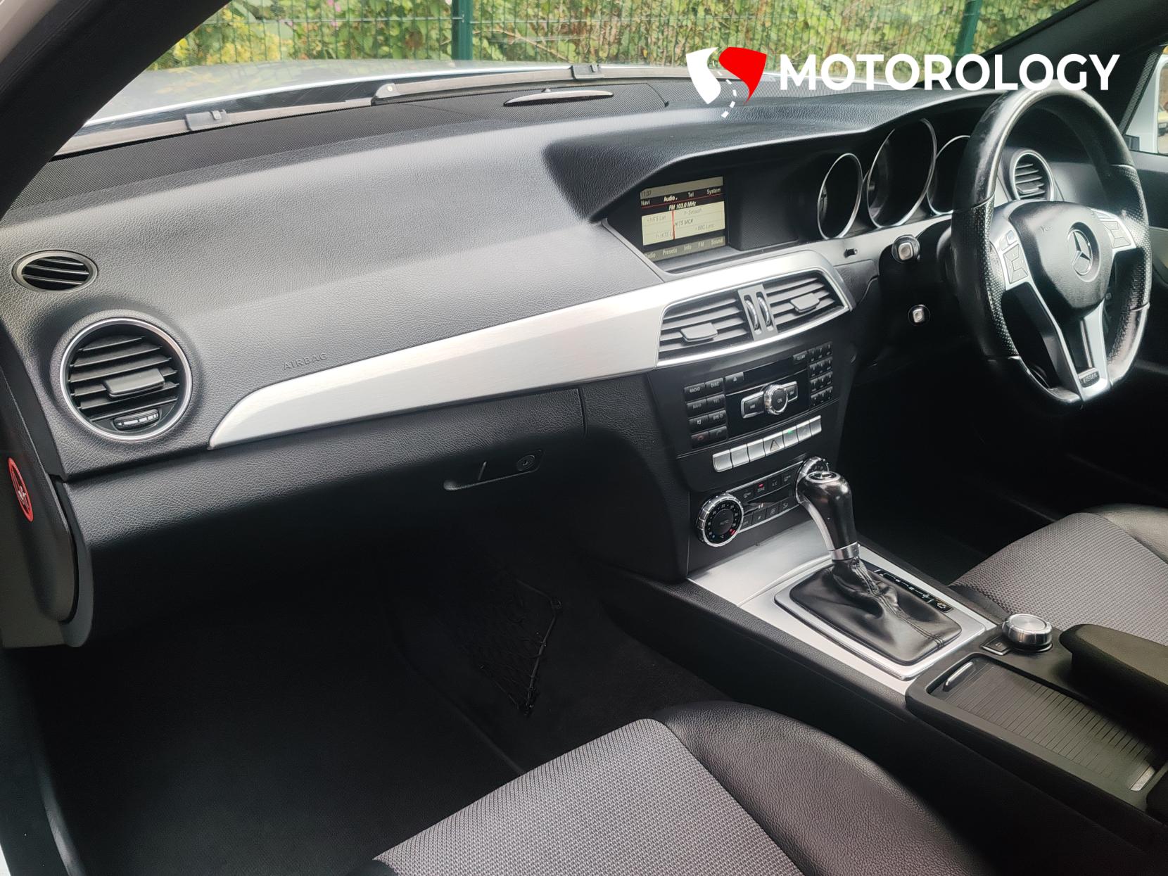 Mercedes-Benz C Class 2.1 C220 CDI AMG Sport Saloon 4dr Diesel G-Tronic+ Euro 5 (s/s) (170 ps)