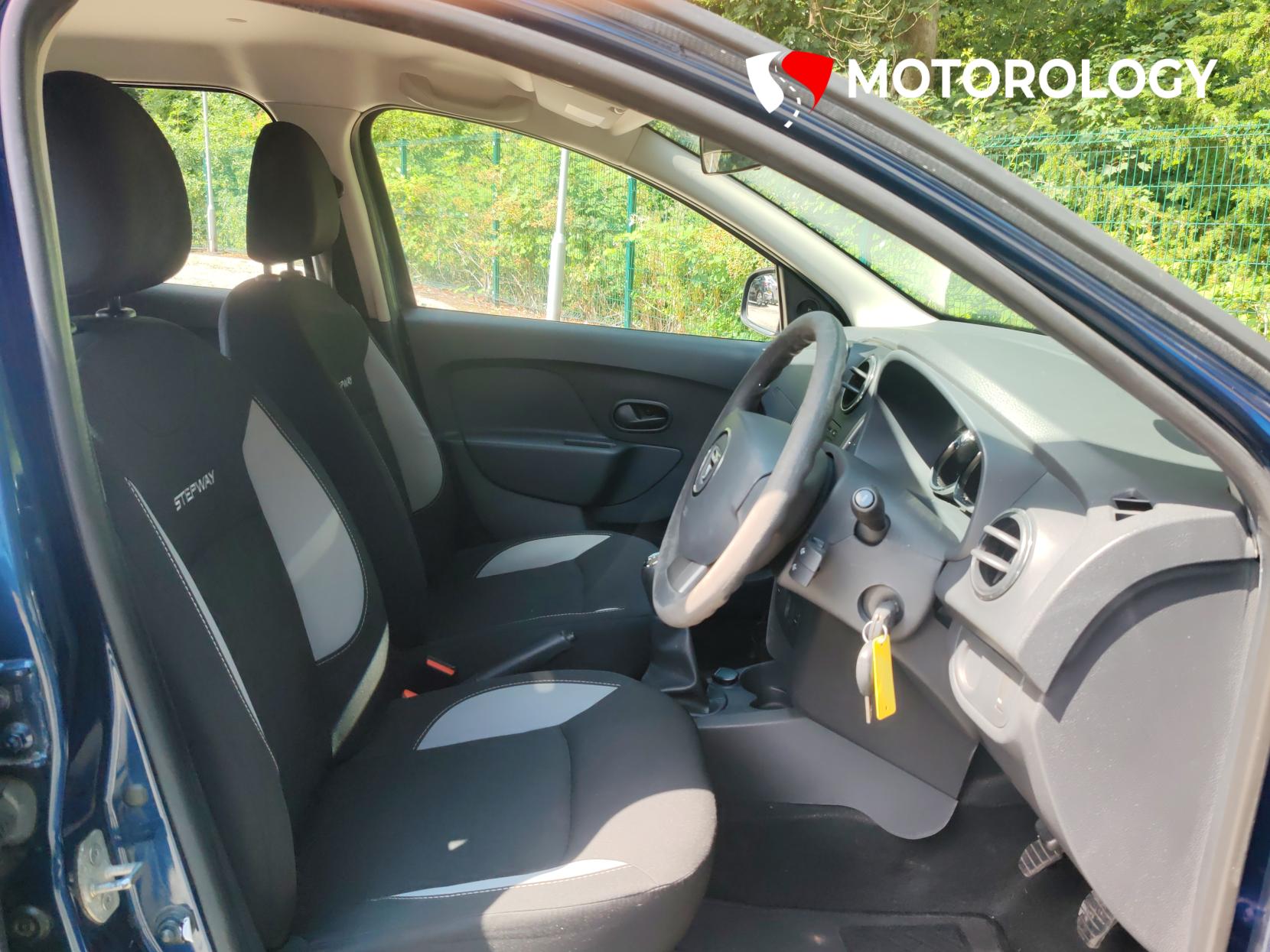 Dacia Sandero Stepway 0.9 TCe Ambiance Hatchback 5dr Petrol Manual Euro 6 (s/s) (90 ps)