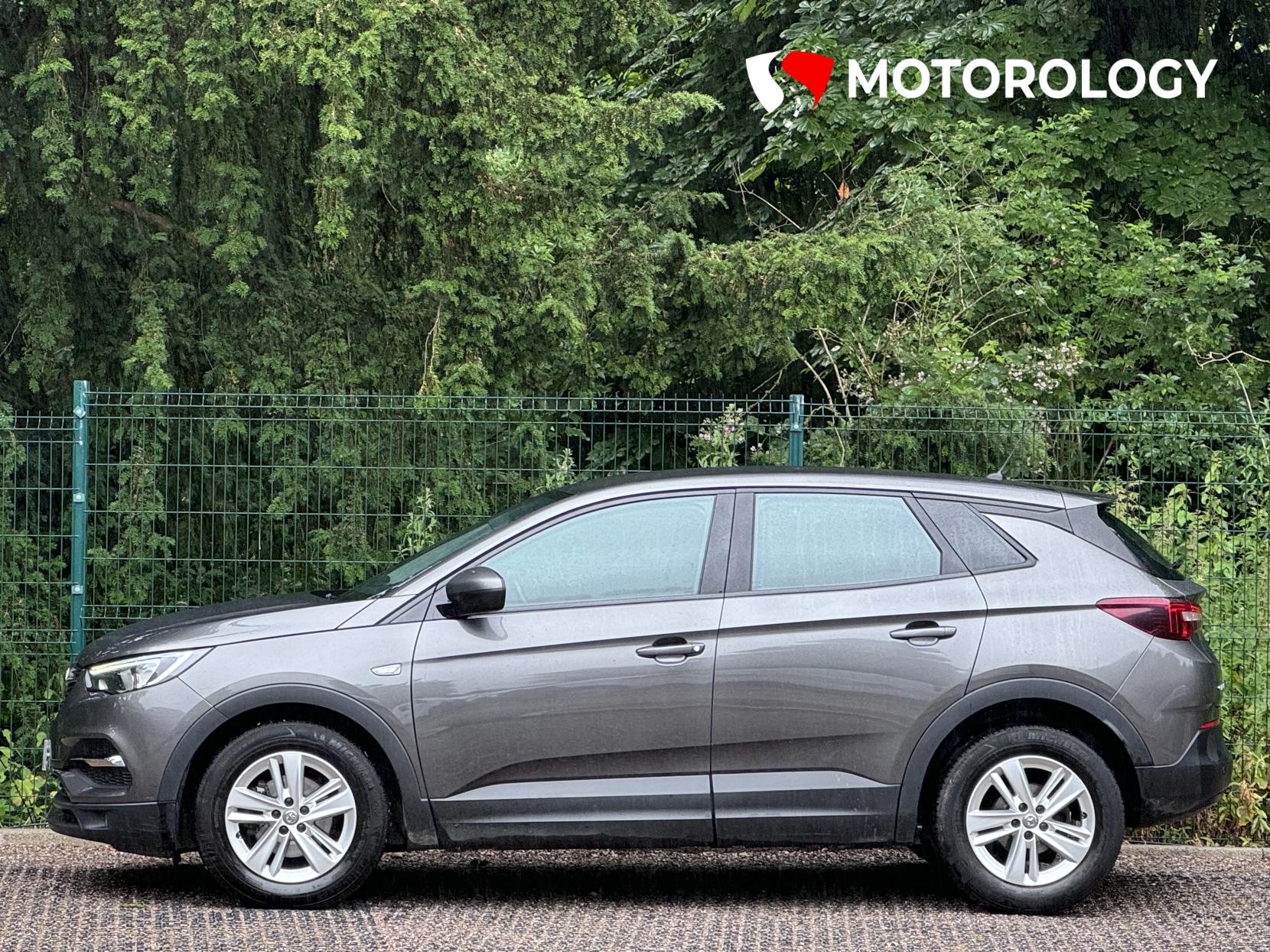 Vauxhall Grandland X 1.2 Turbo GPF SE SUV 5dr Petrol Manual Euro 6 (s/s) (130 ps)