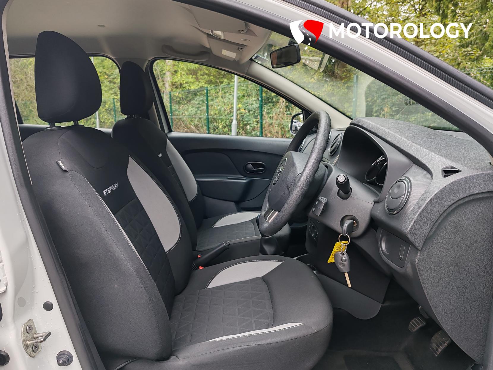 Dacia Sandero Stepway 1.5 dCi Ambiance Hatchback 5dr Diesel Manual Euro 6 (s/s) (90 ps)