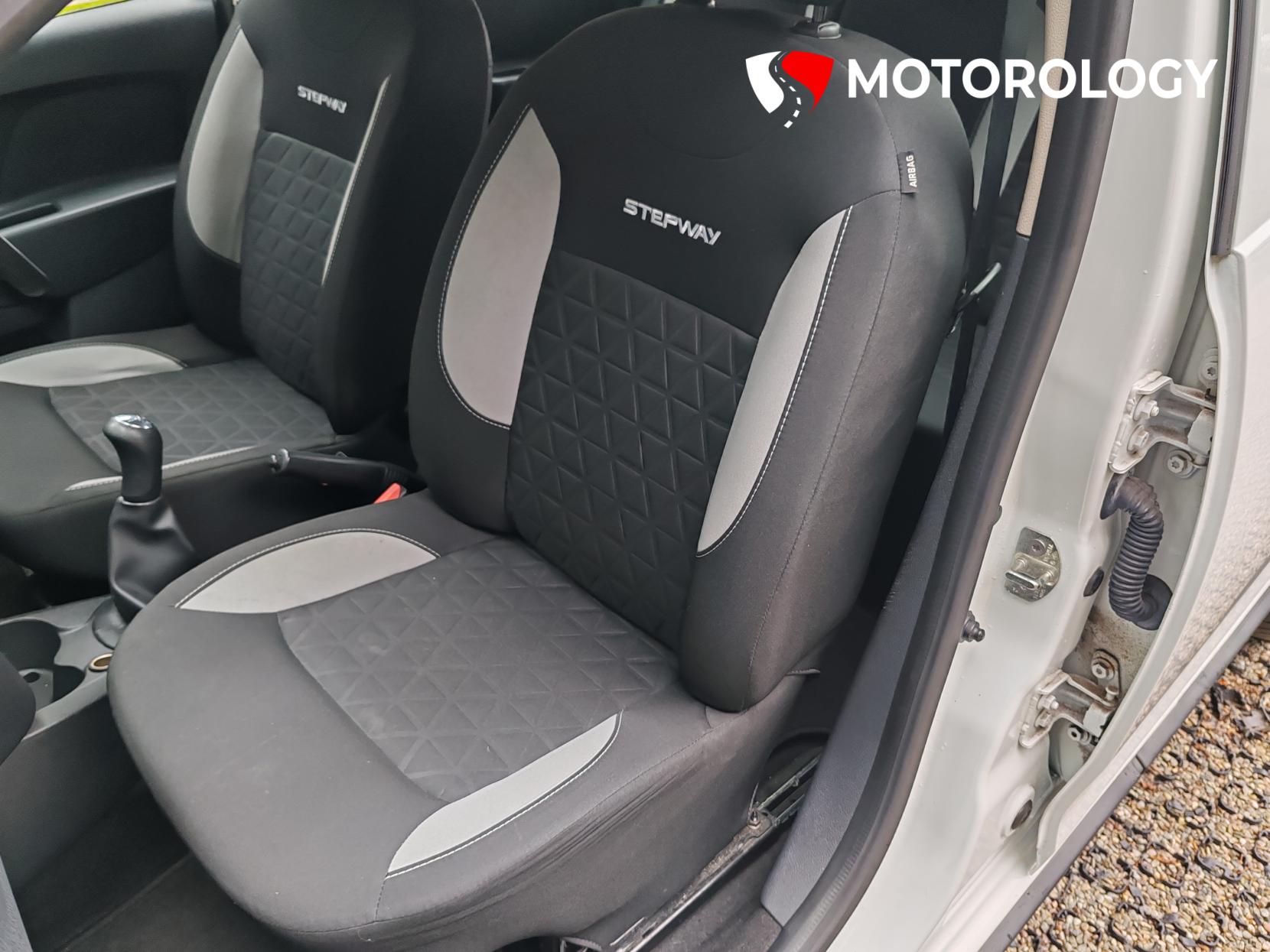 Dacia Sandero Stepway 1.5 dCi Ambiance Hatchback 5dr Diesel Manual Euro 6 (s/s) (90 ps)