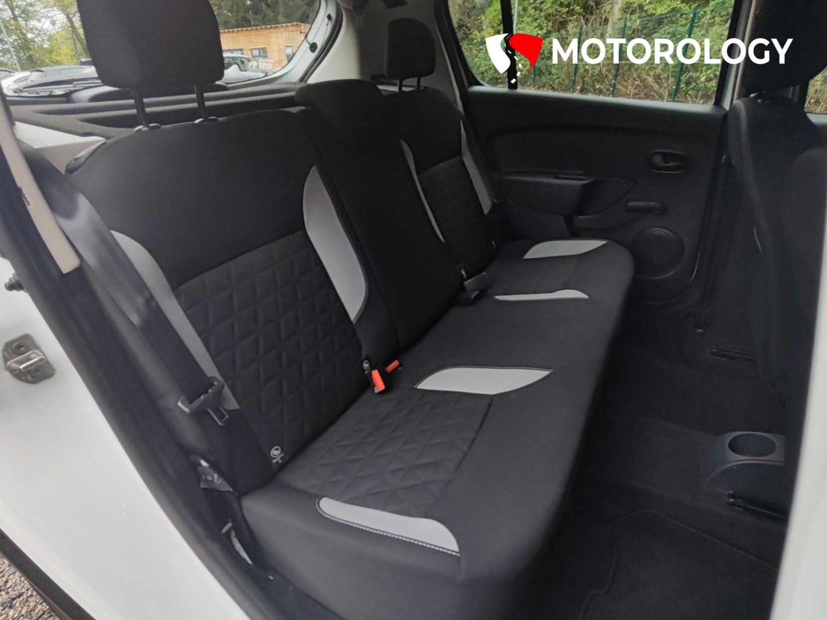 Dacia Sandero Stepway 1.5 dCi Ambiance Hatchback 5dr Diesel Manual Euro 6 (s/s) (90 ps)