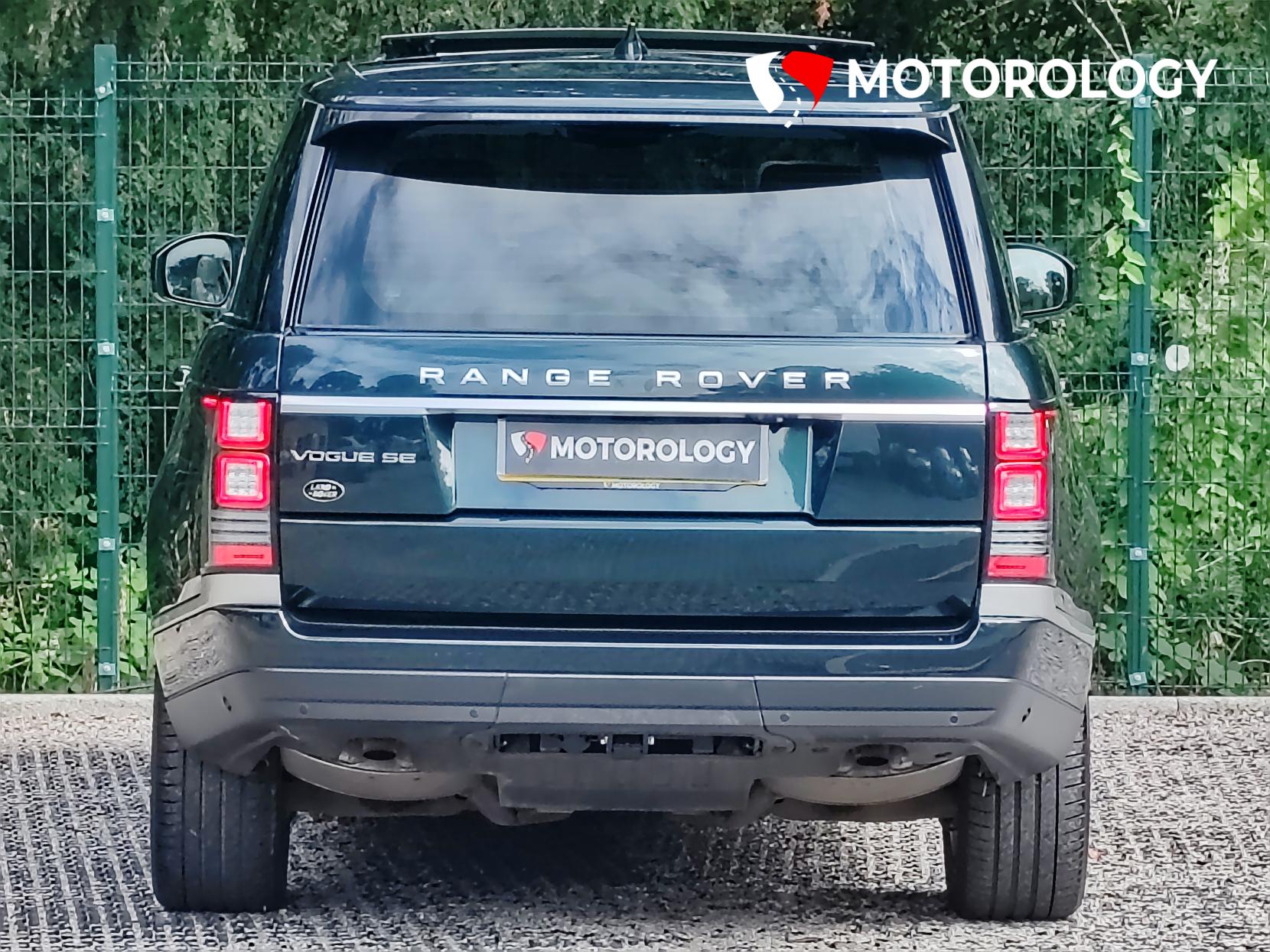 Land Rover Range Rover 3.0 TD V6 Vogue SE SUV 5dr Diesel Auto 4WD Euro 6 (s/s) (258 ps)