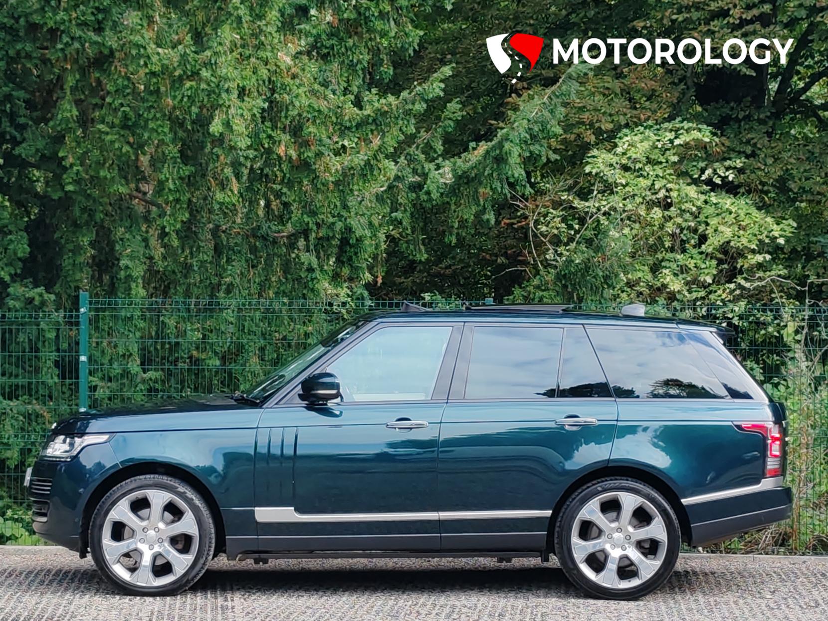 Land Rover Range Rover 3.0 TD V6 Vogue SE SUV 5dr Diesel Auto 4WD Euro 6 (s/s) (258 ps)