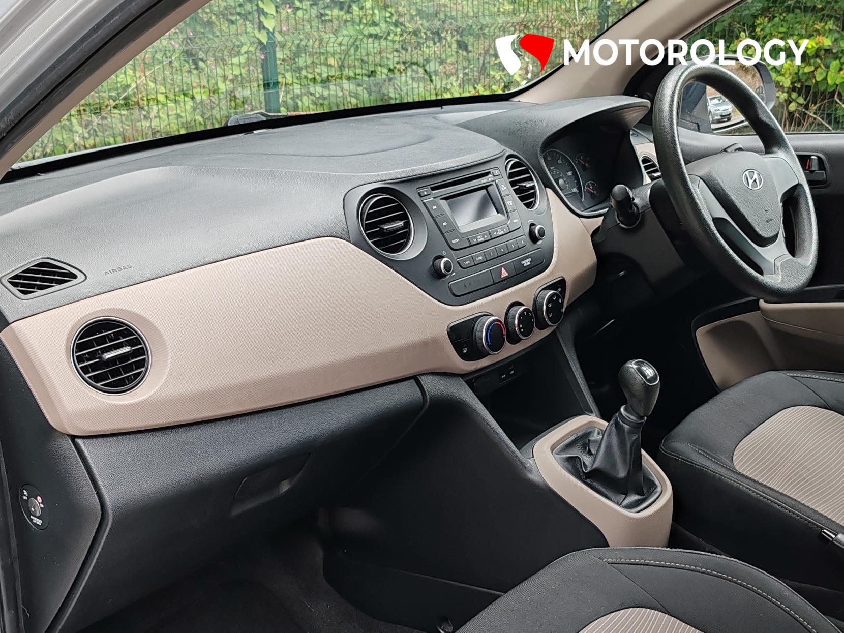 Hyundai i10 1.0 S Hatchback 5dr Petrol Manual Euro 5 (66 ps)