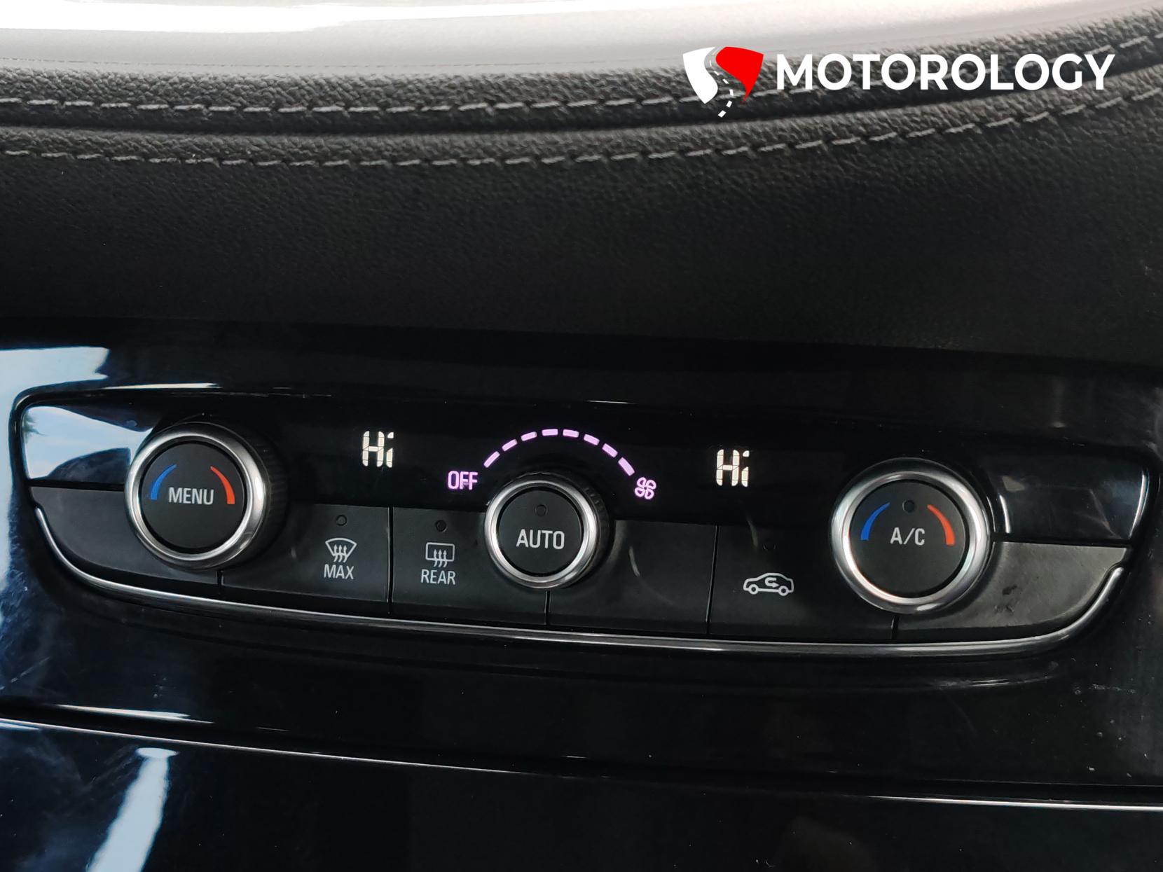 Vauxhall Grandland X 1.2 Turbo GPF SE SUV 5dr Petrol Manual Euro 6 (s/s) (130 ps)