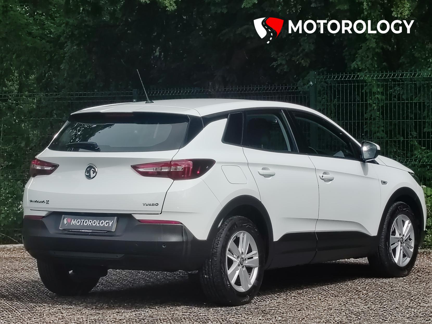 Vauxhall Grandland X 1.2 Turbo GPF SE SUV 5dr Petrol Manual Euro 6 (s/s) (130 ps)