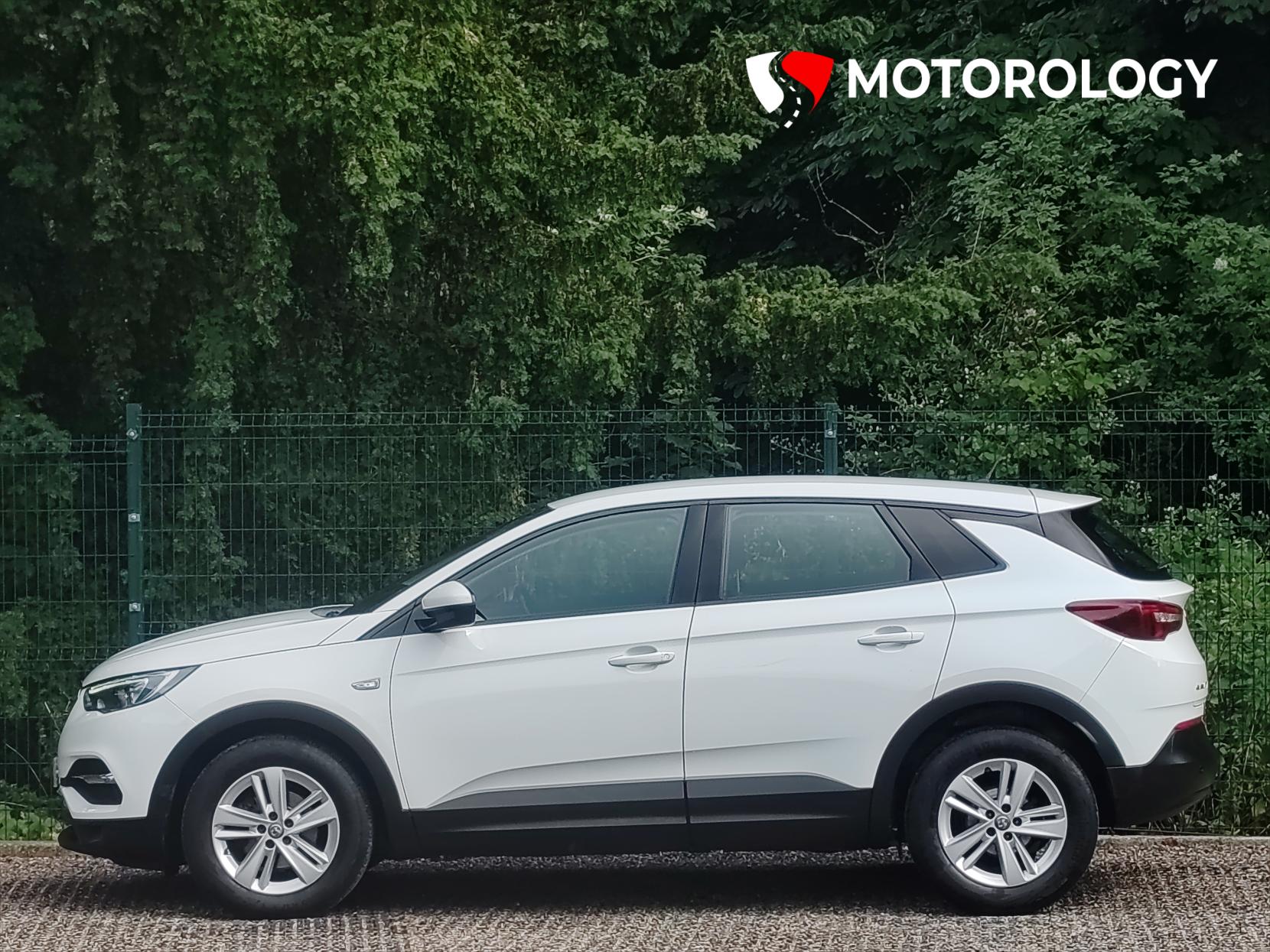 Vauxhall Grandland X 1.2 Turbo GPF SE SUV 5dr Petrol Manual Euro 6 (s/s) (130 ps)