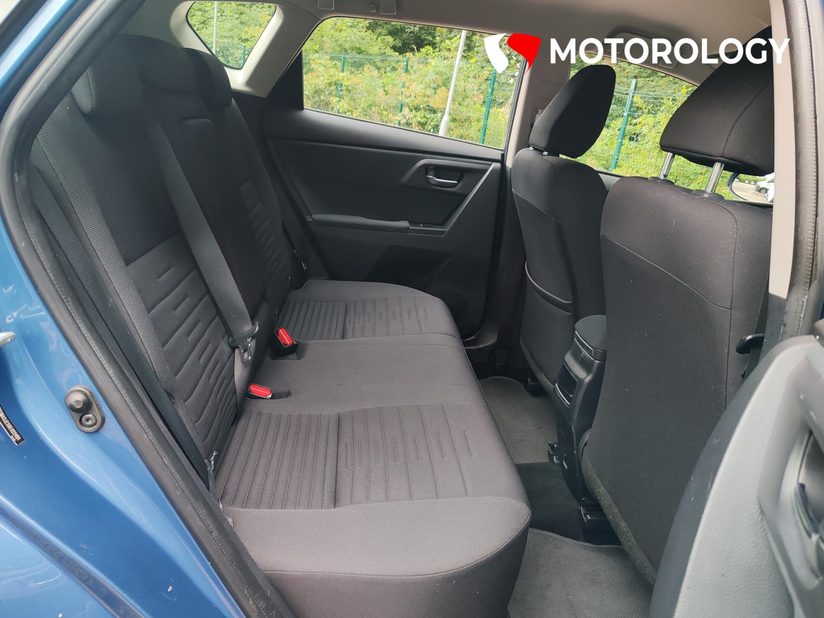 Toyota Auris 1.2 VVT-i Icon Hatchback 5dr Petrol Manual Euro 6 (s/s) (116 ps)